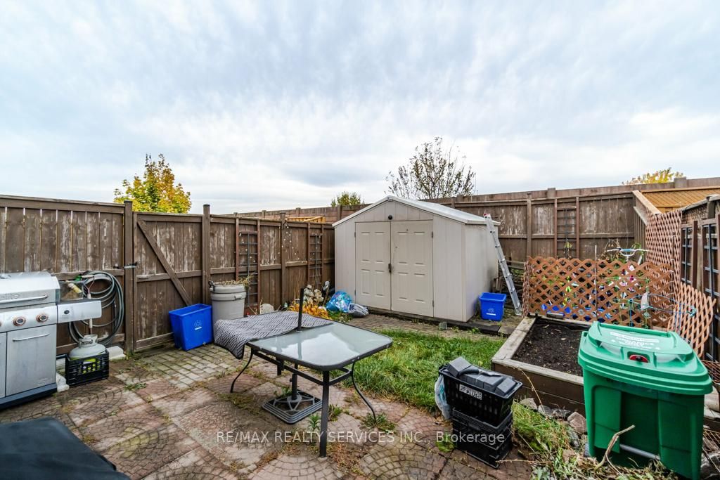 200 Cresthaven Rd, #109