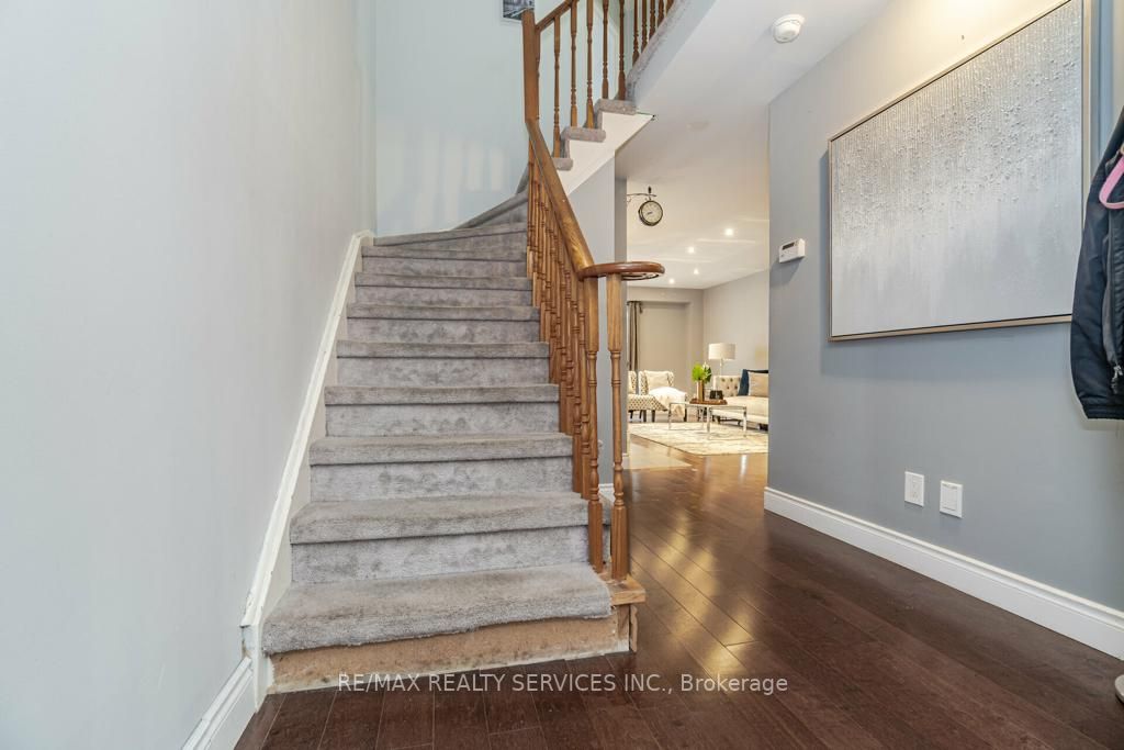 200 Cresthaven Rd, #109