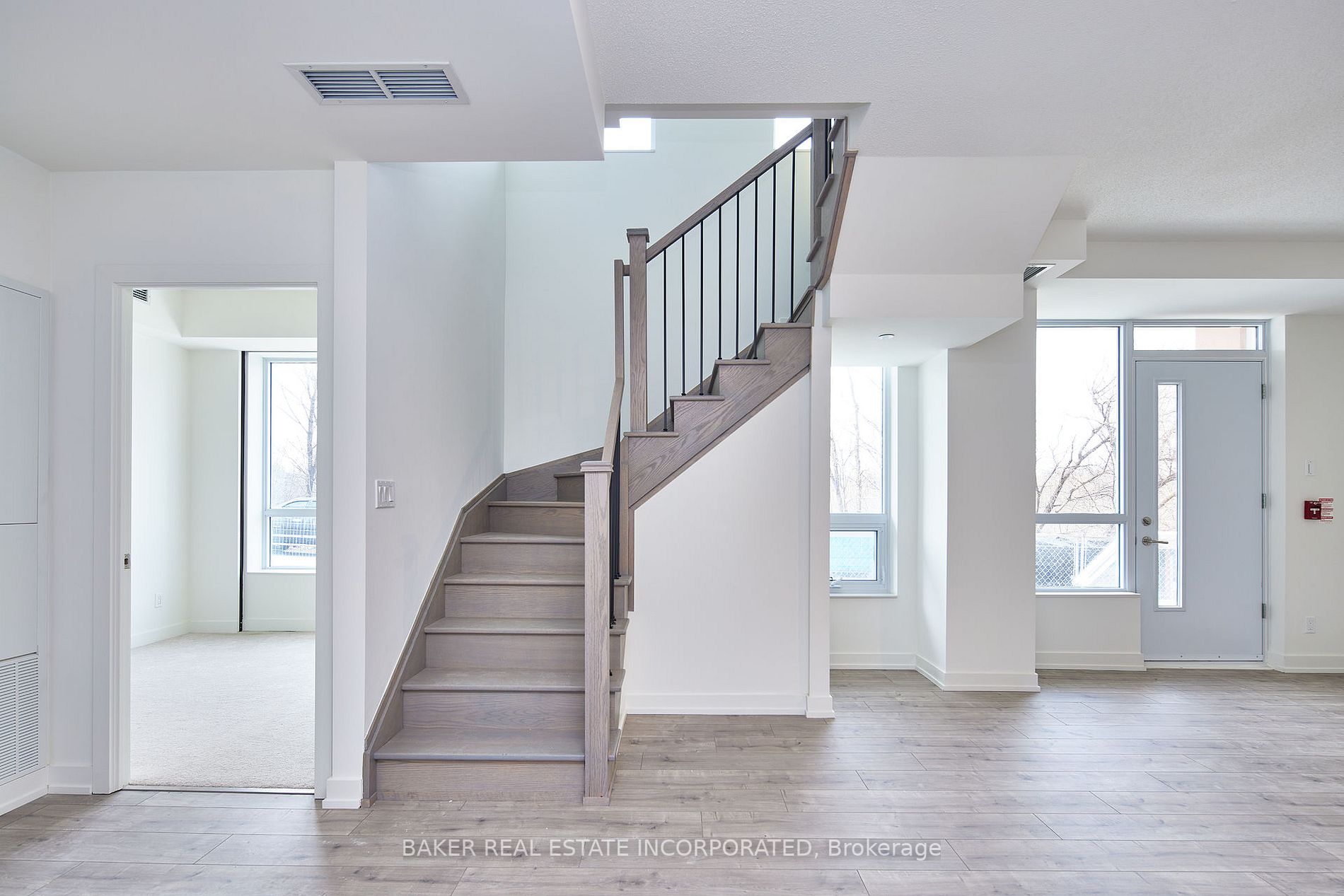 10 Wilby Cres, #103