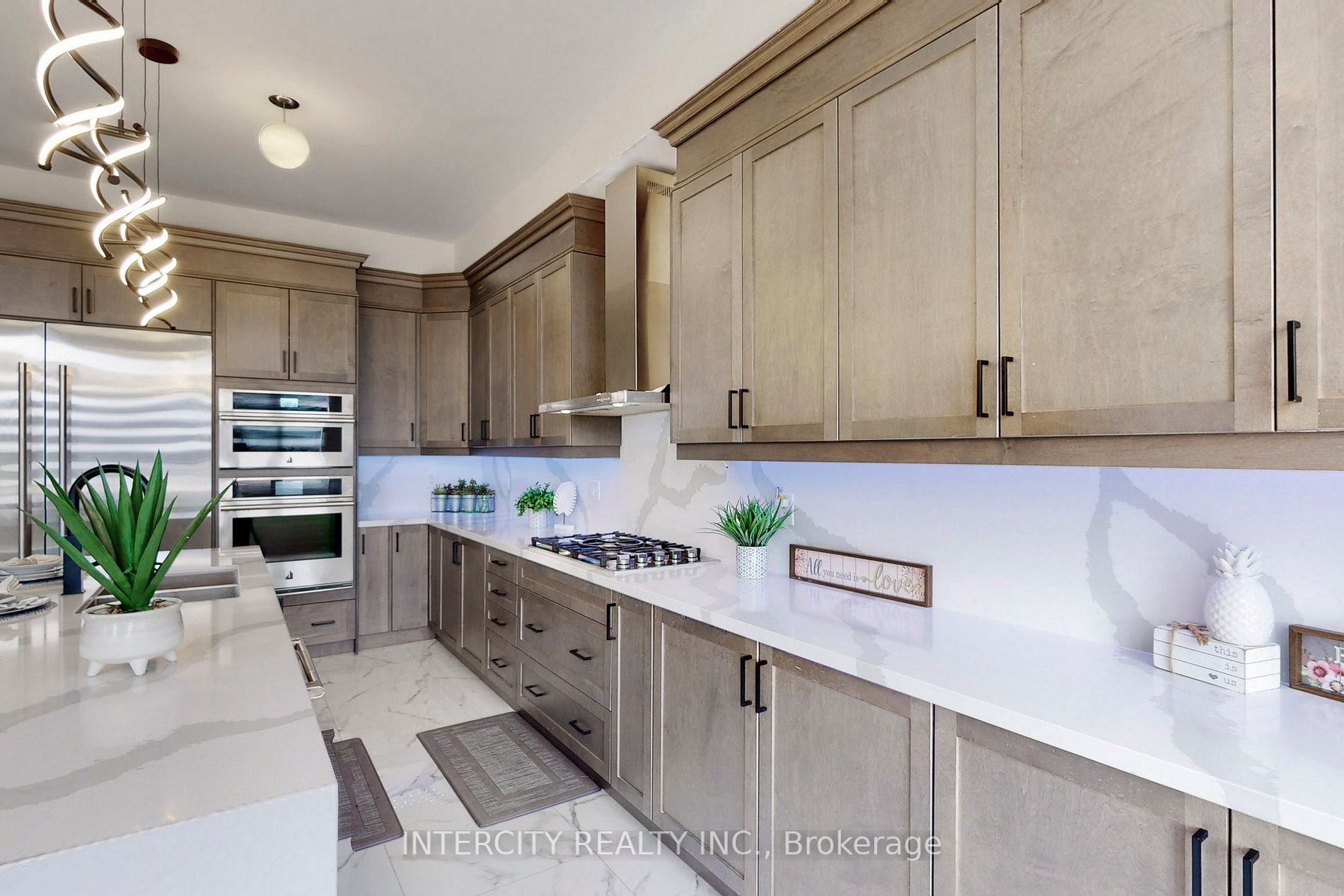 62 Royal Fern Cres