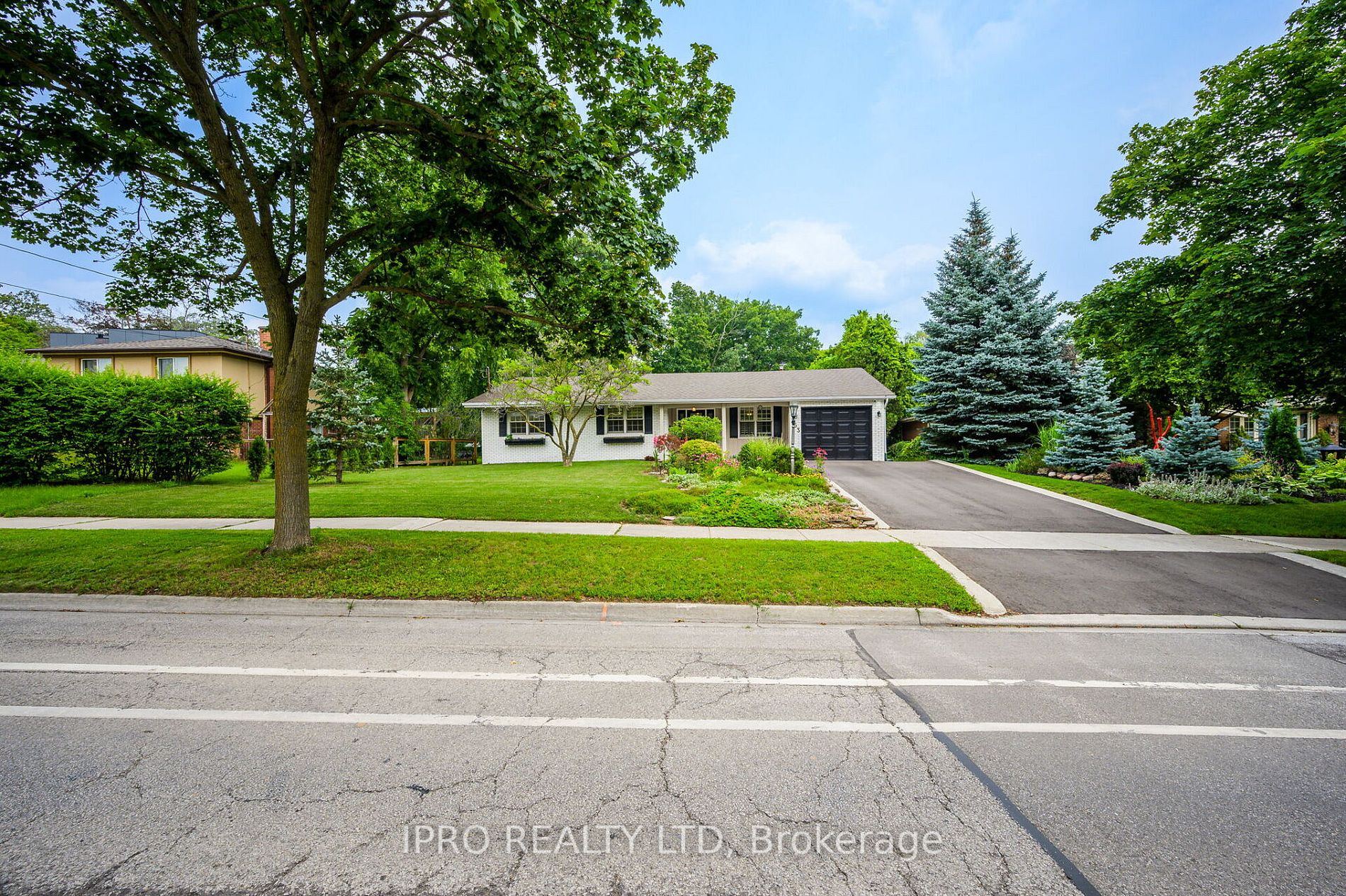 253 Appleby Line