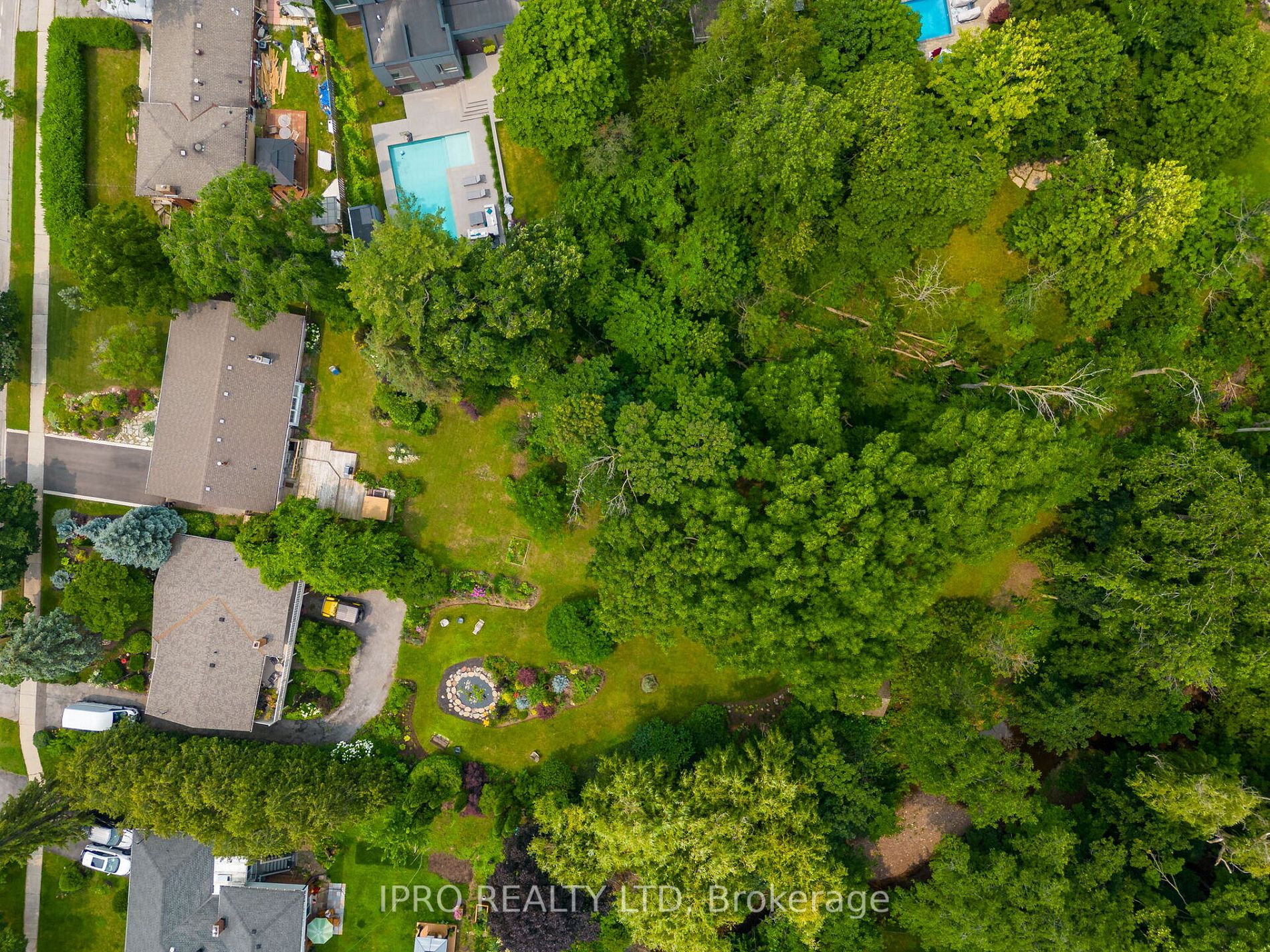 253 Appleby Line