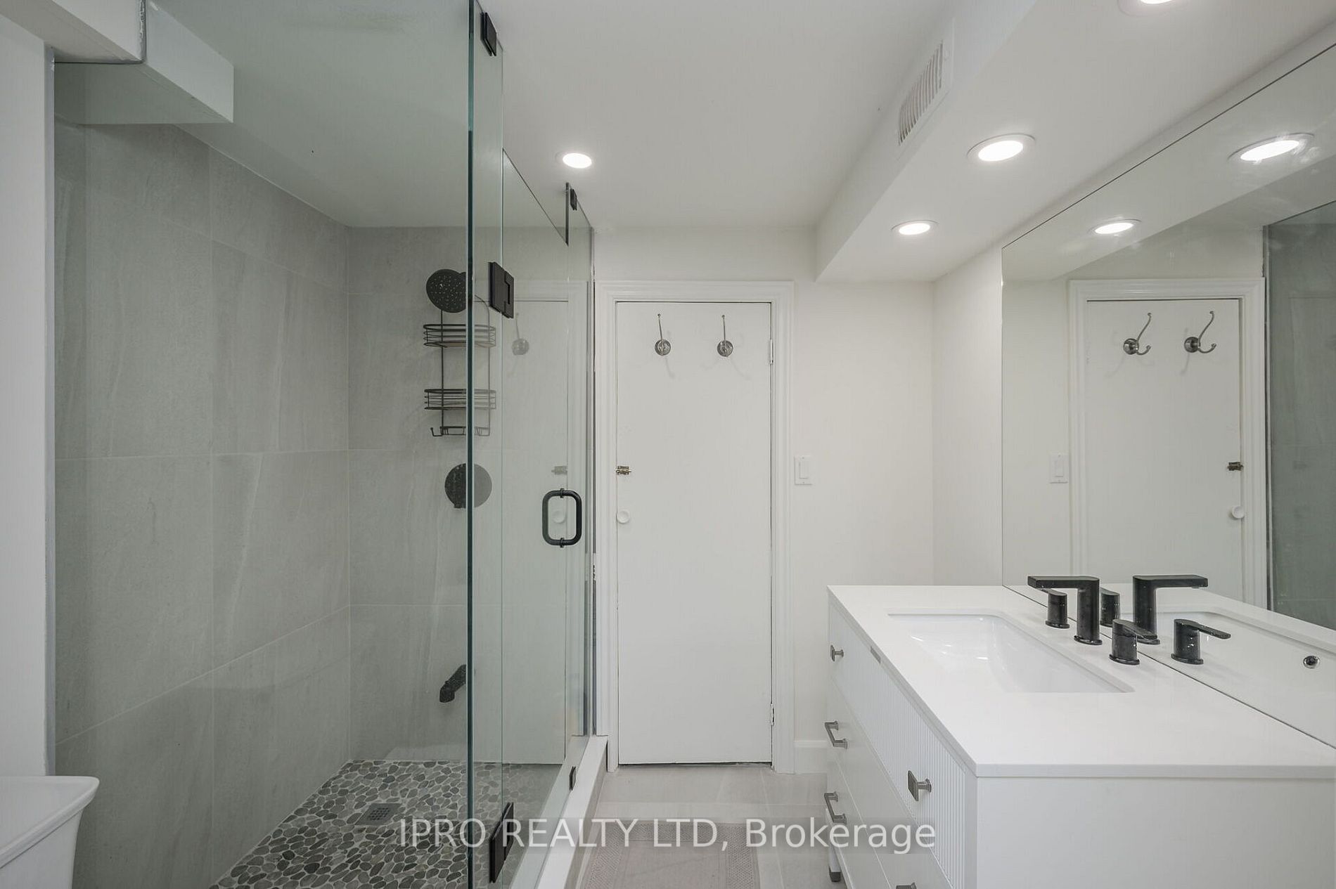 253 Appleby Line