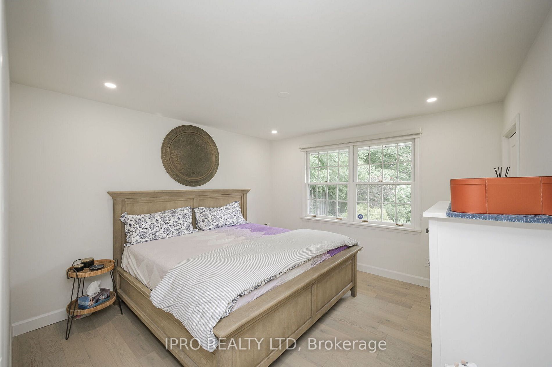 253 Appleby Line