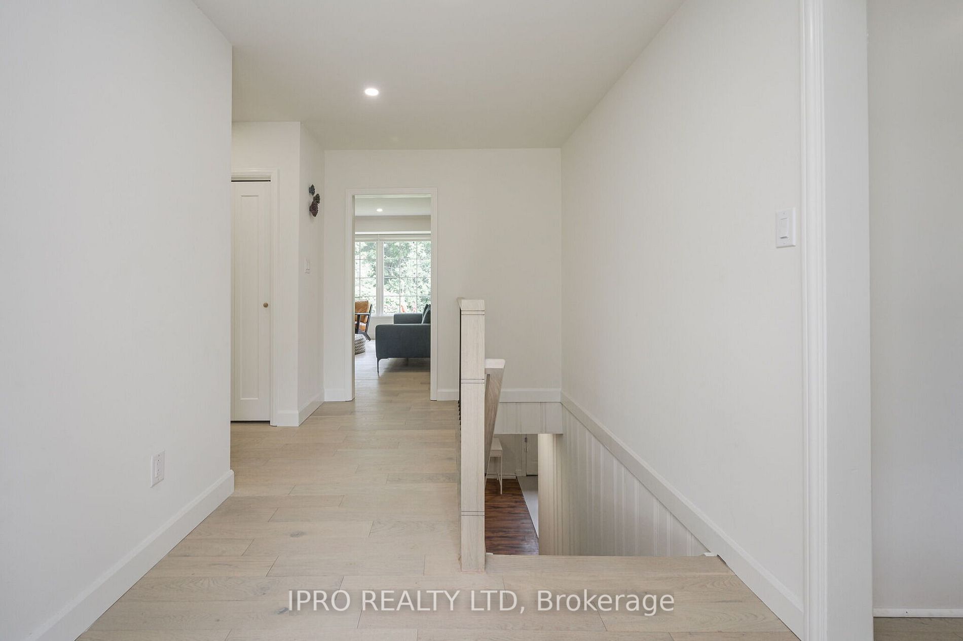 253 Appleby Line