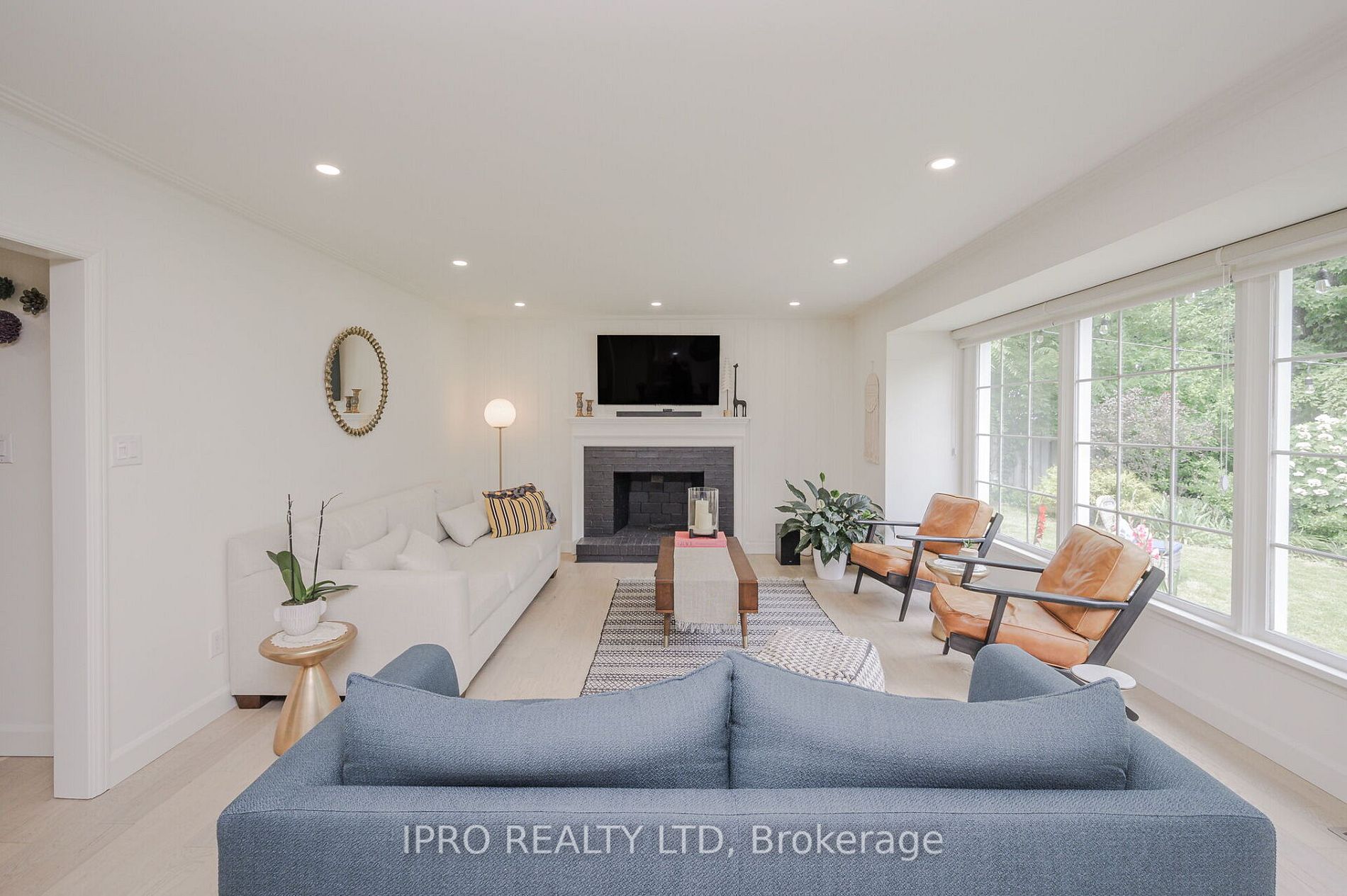 253 Appleby Line