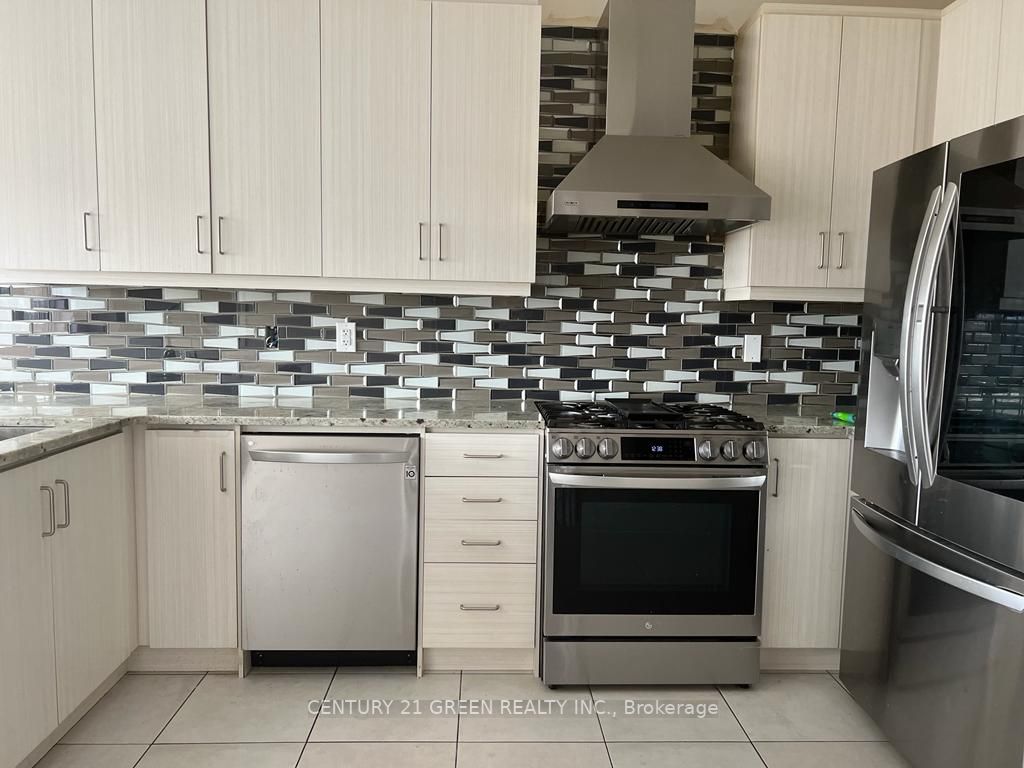 110 Branigan Cres