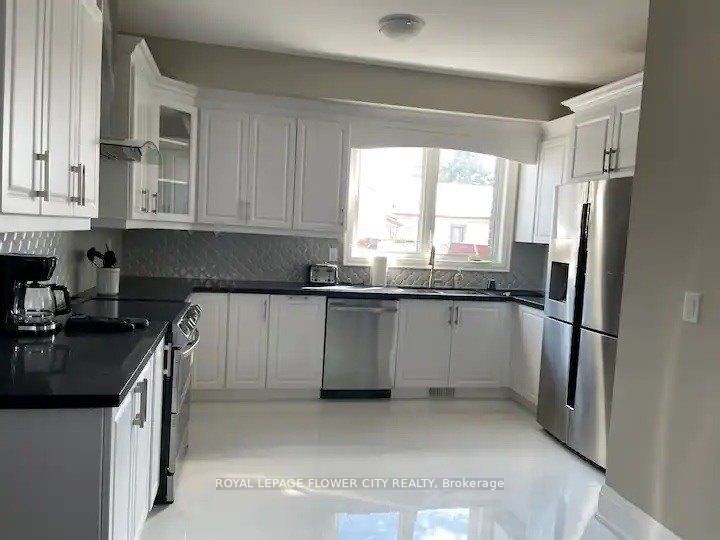 1103 Orchard Rd
