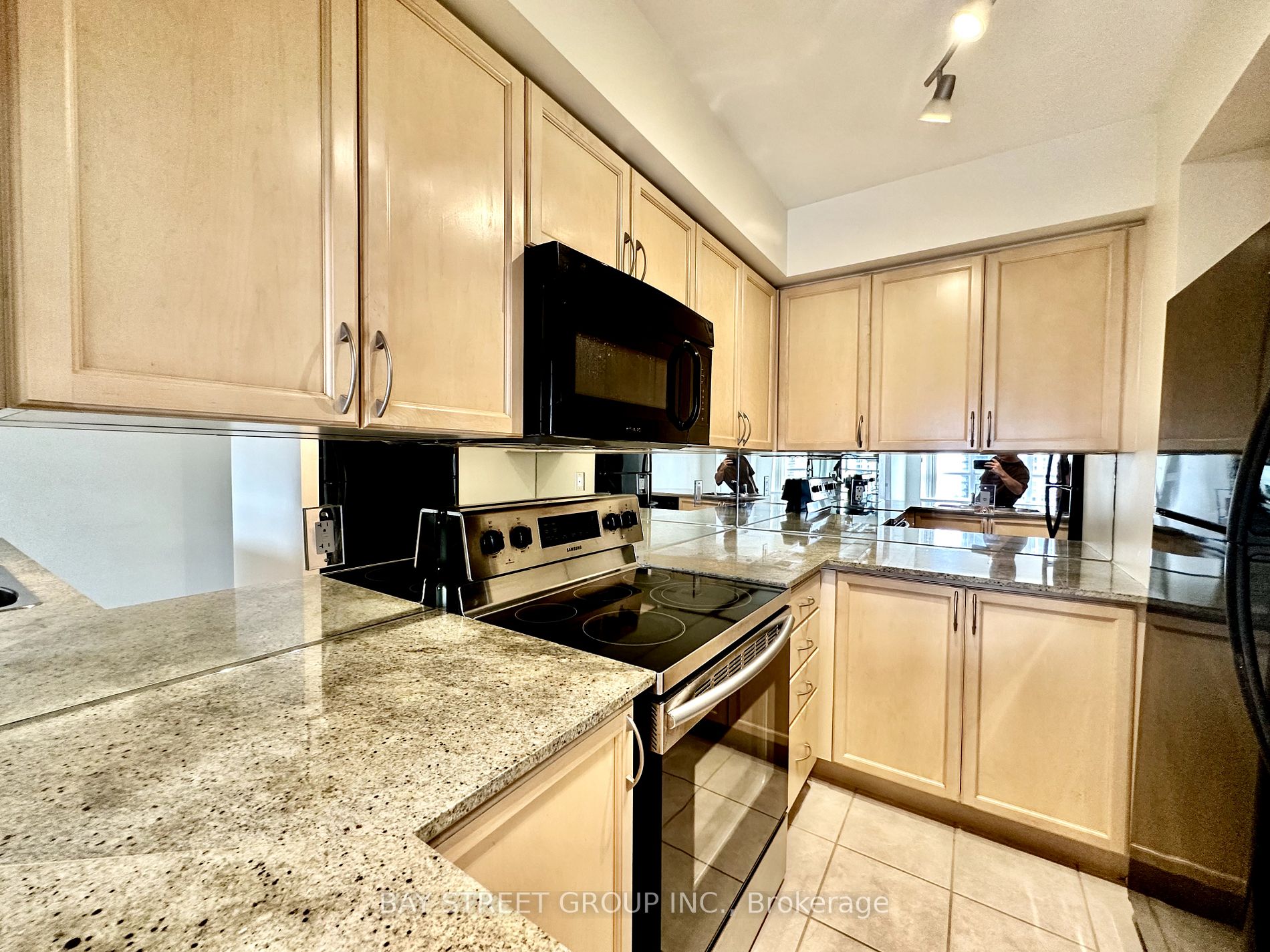 4080 Living Arts Dr, #1201