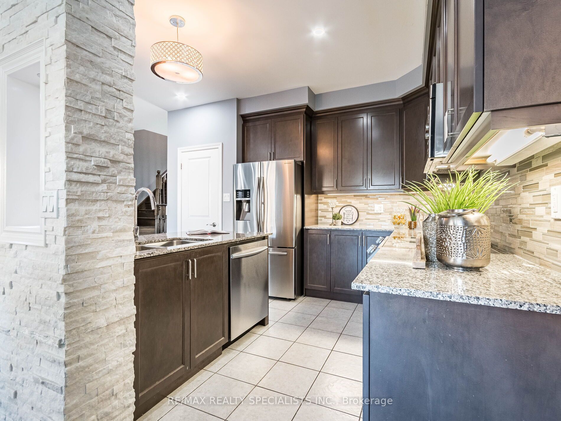 49 Lola Cres