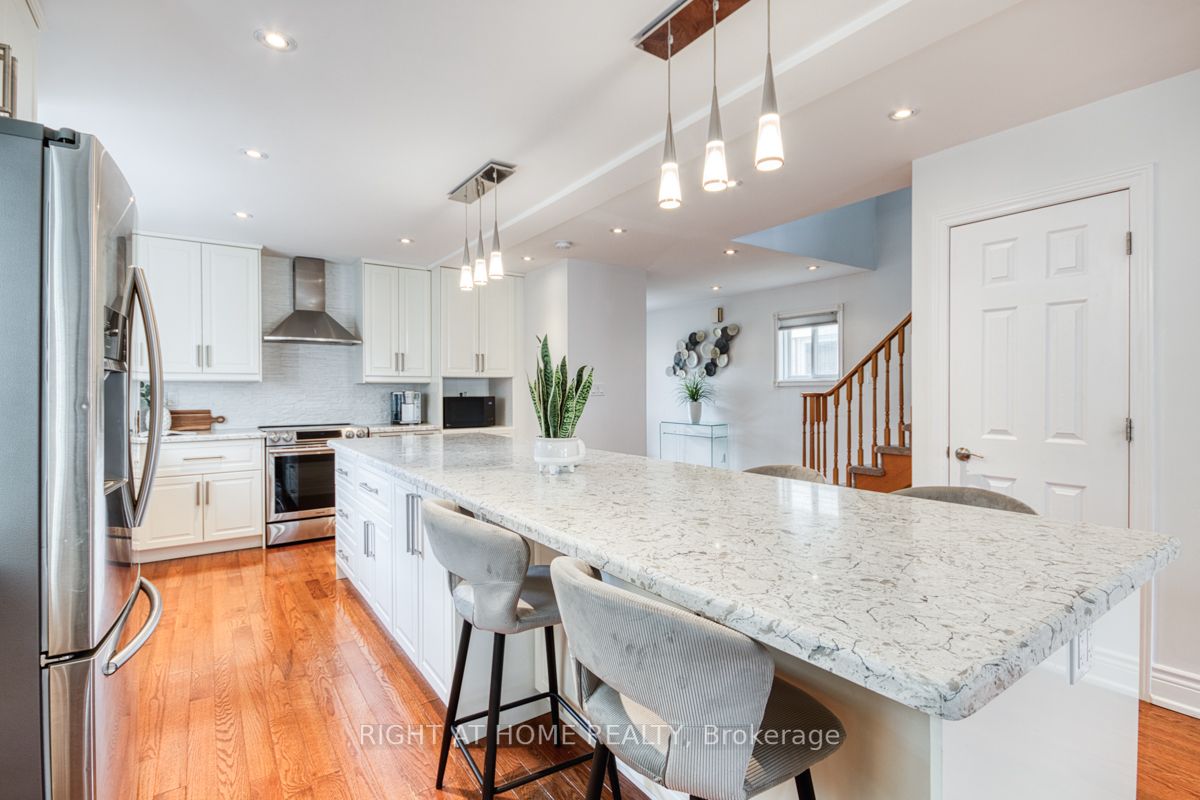 3181 Coldstream Rd