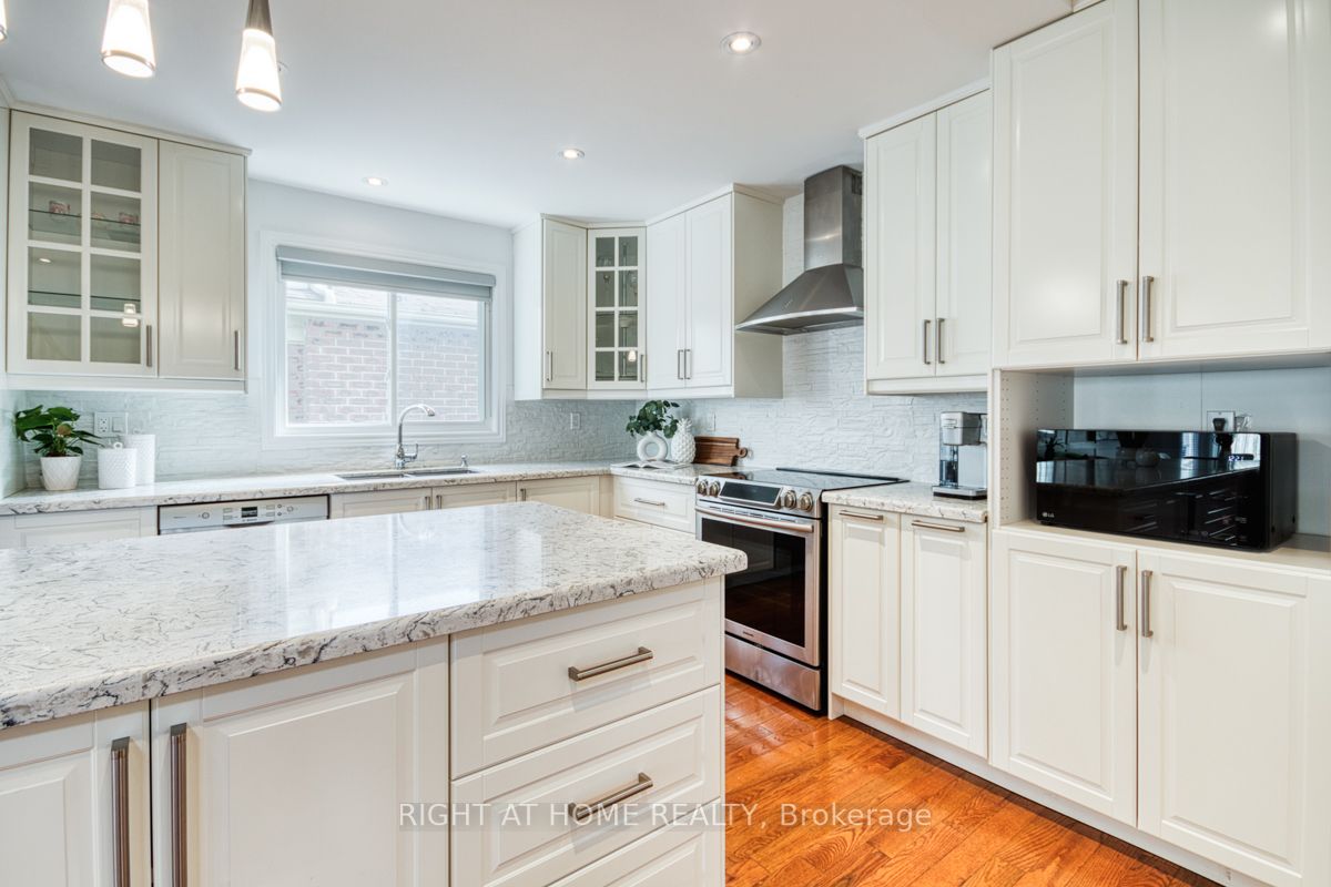 3181 Coldstream Rd