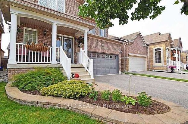 22 Amboise Cres