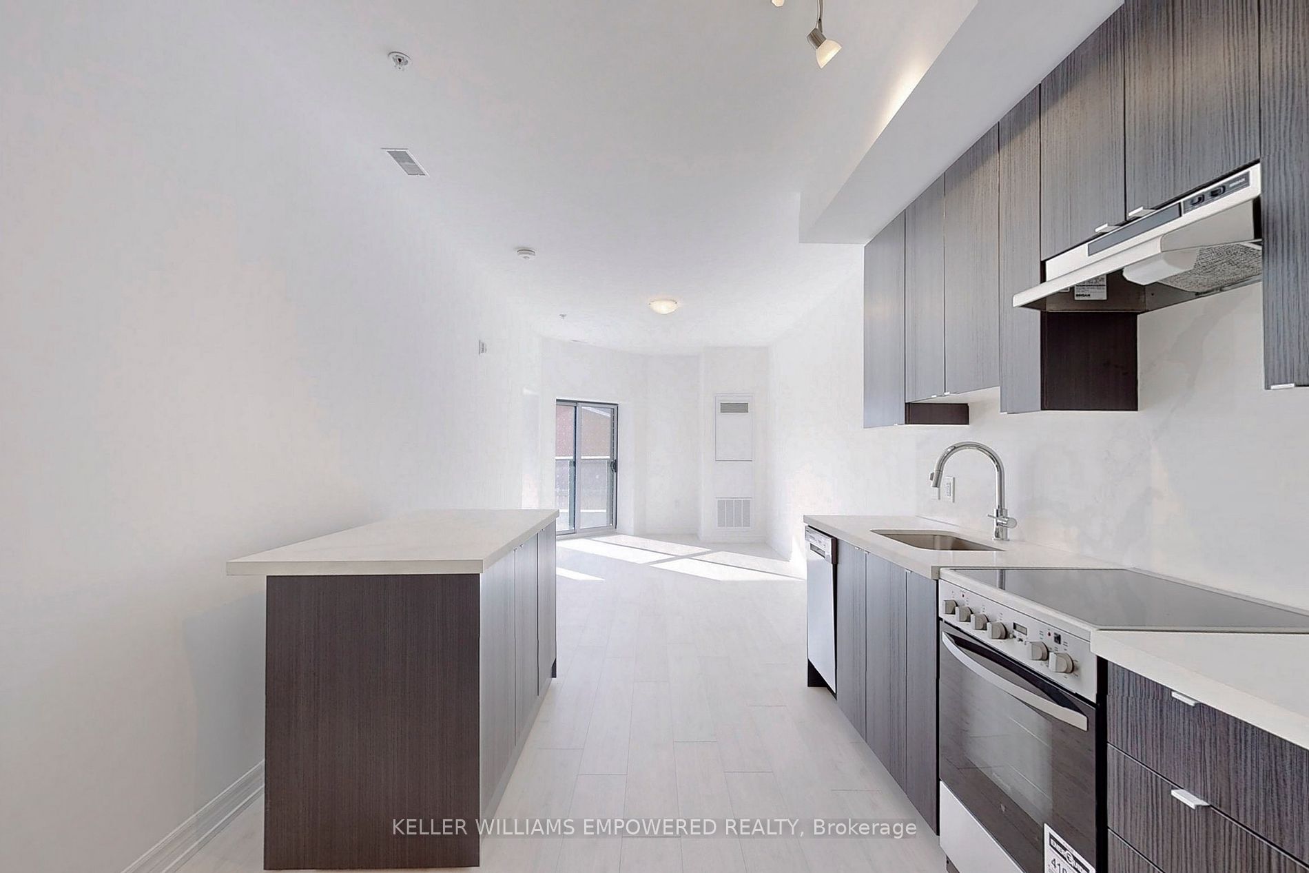 408 Browns Line, #111