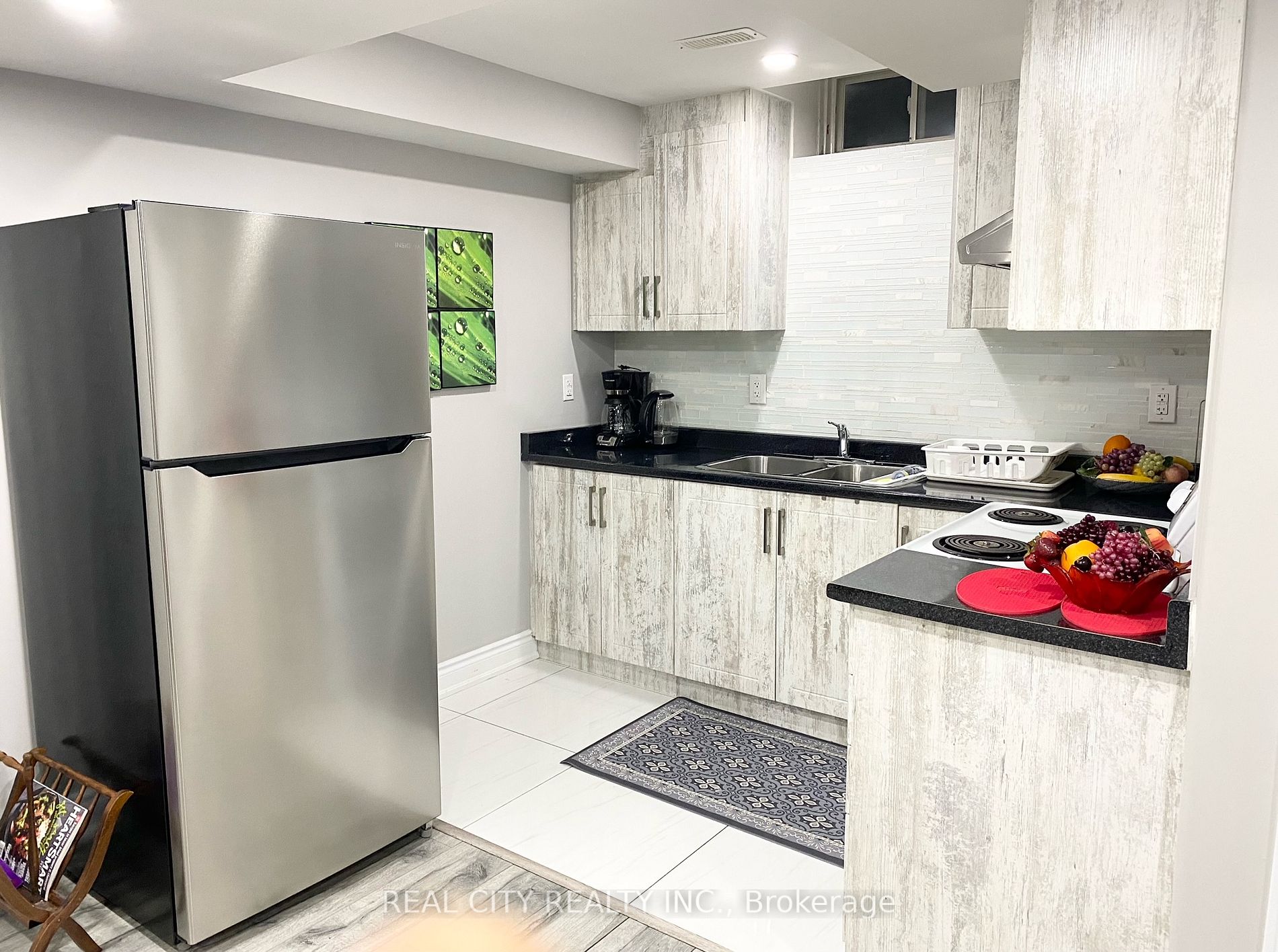 5953 Chorley Basement Pl