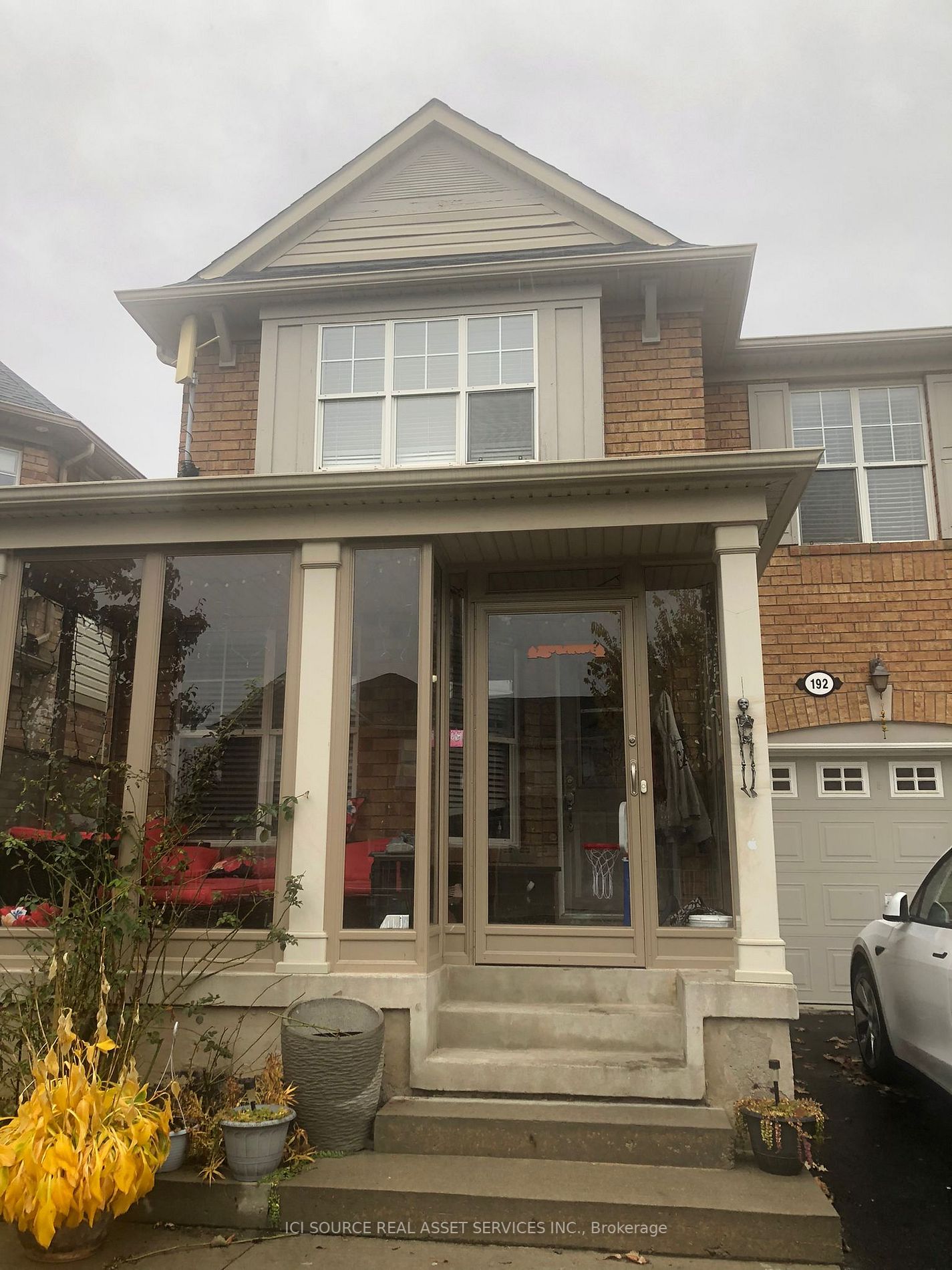 192 Owlridge Dr, #Upper