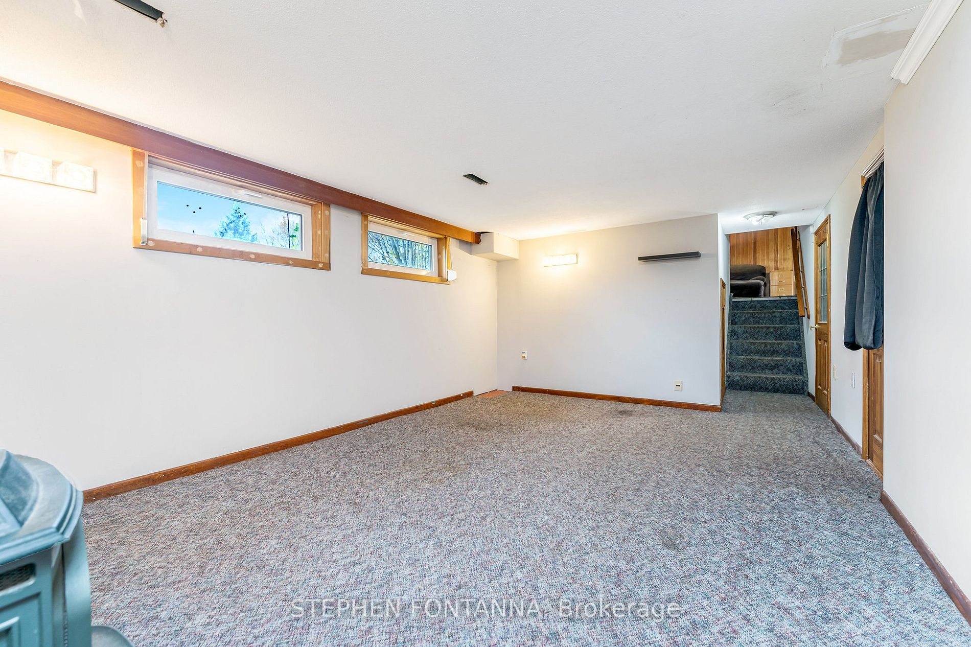 93 Joycelyn Cres