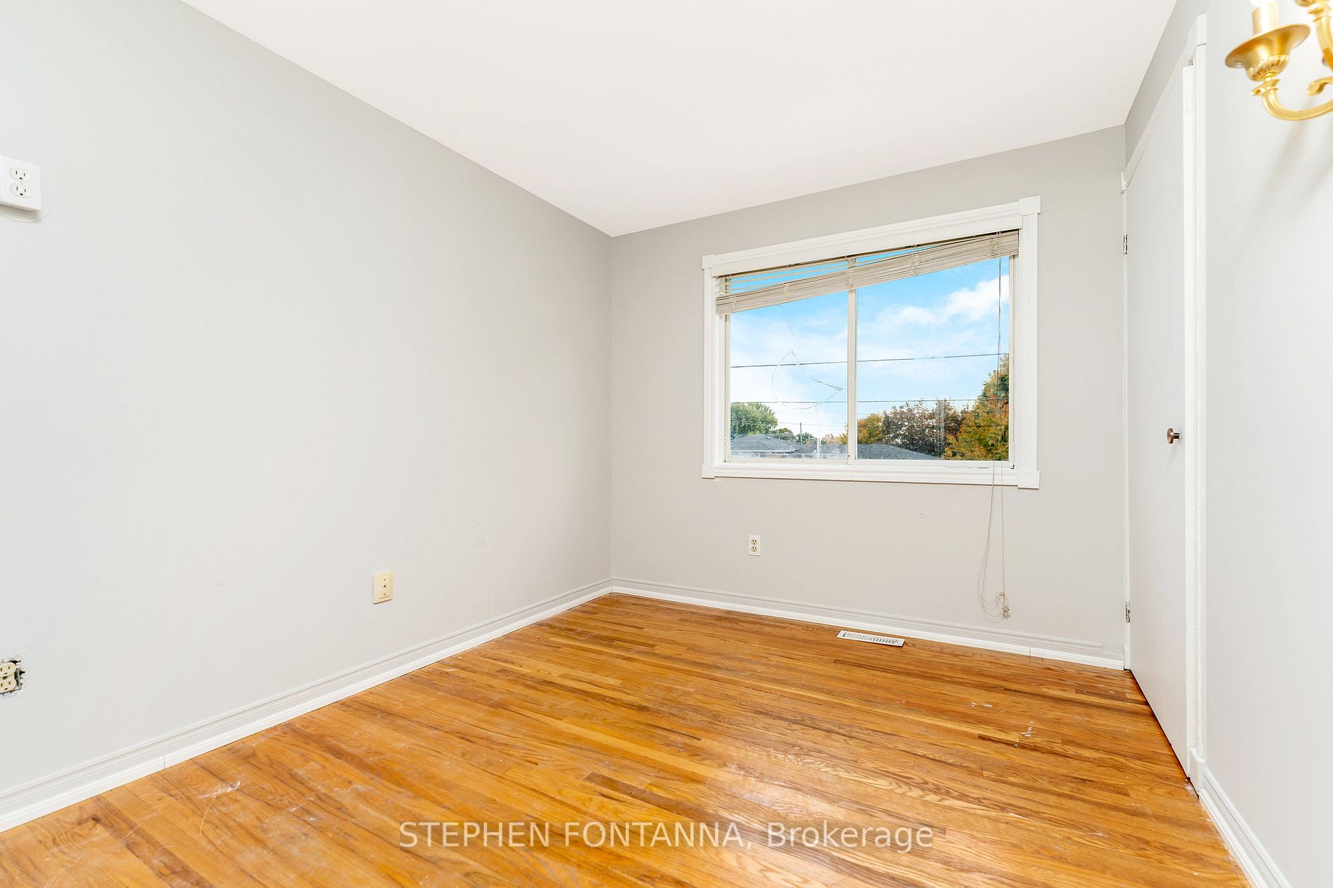 93 Joycelyn Cres