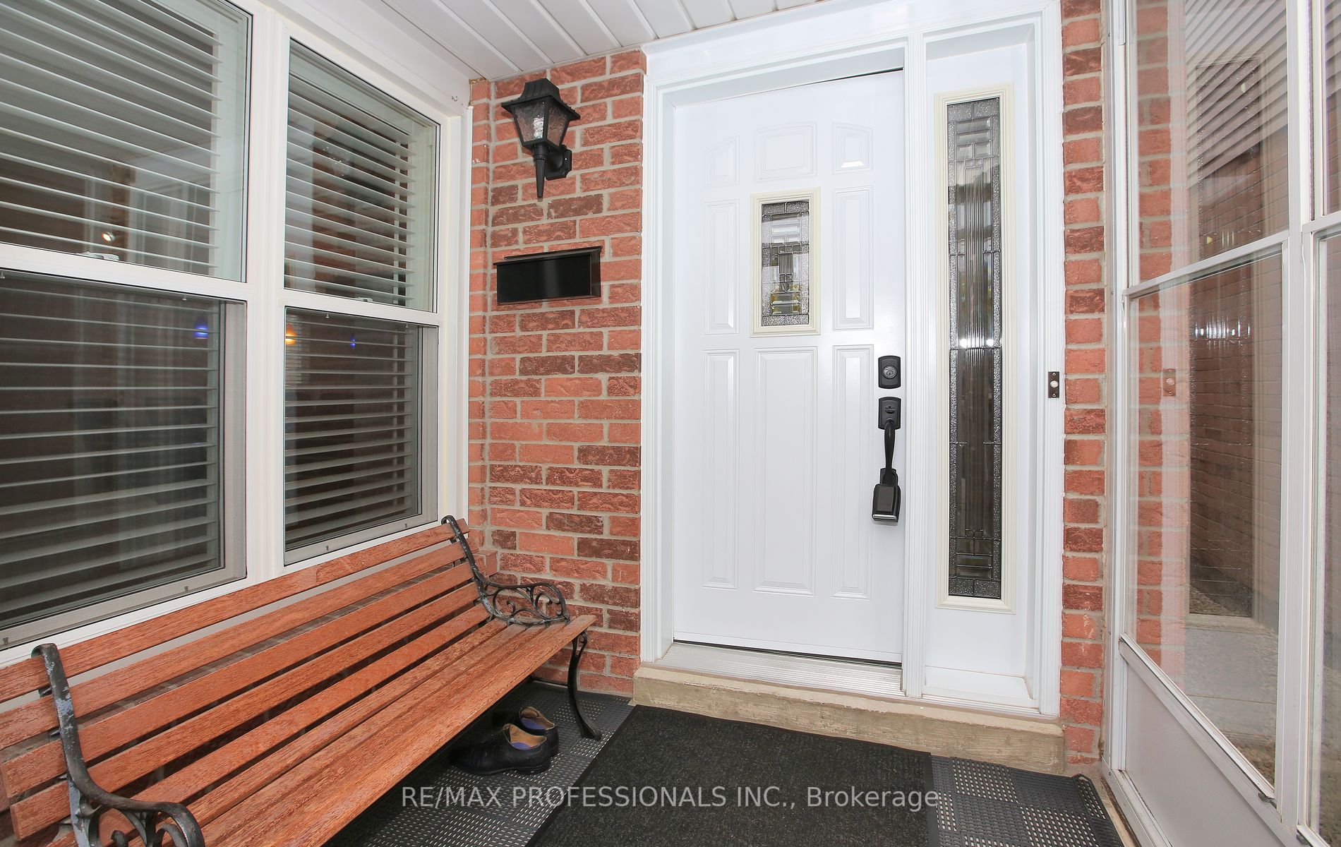1516 Evenside Cres