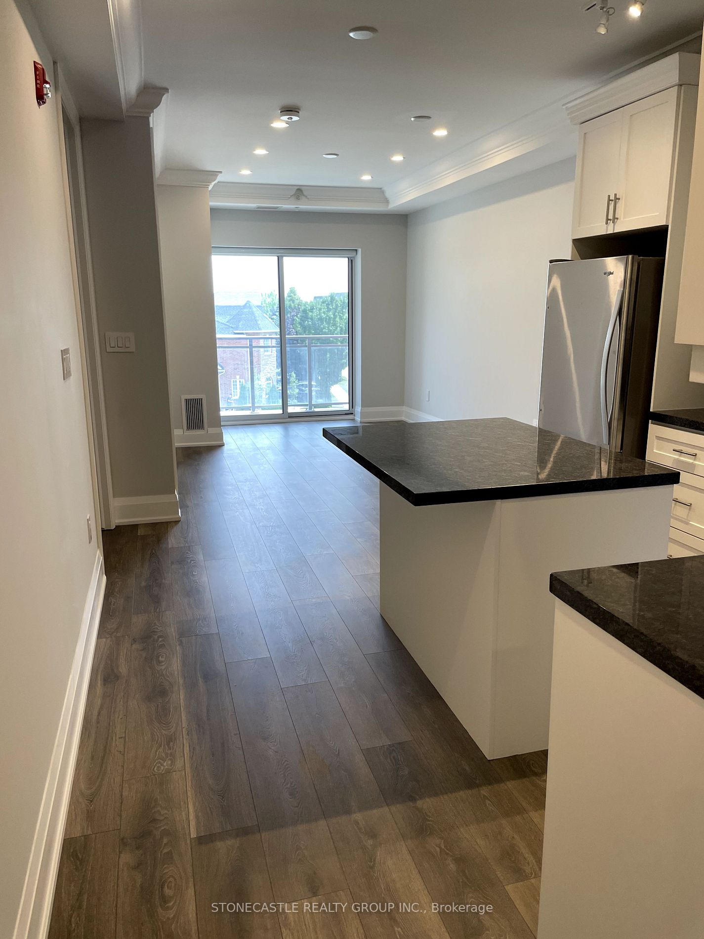 4040 Upper Middle Rd, #308