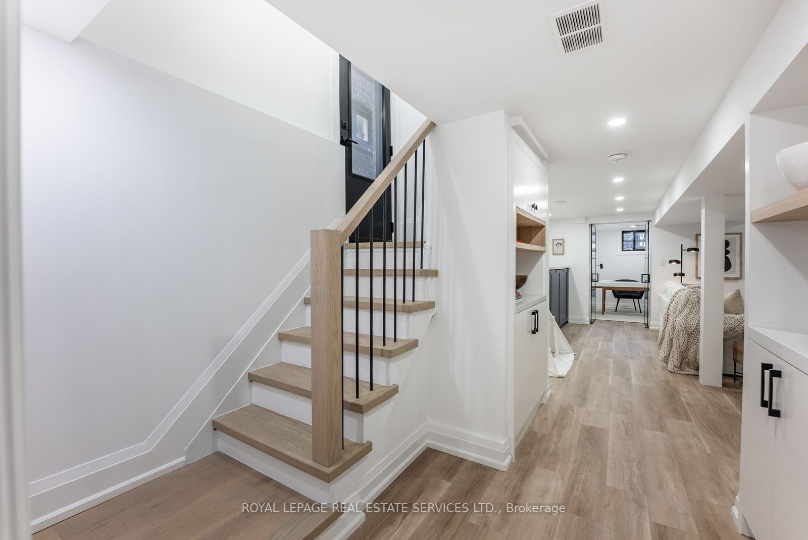 497 Willard Ave