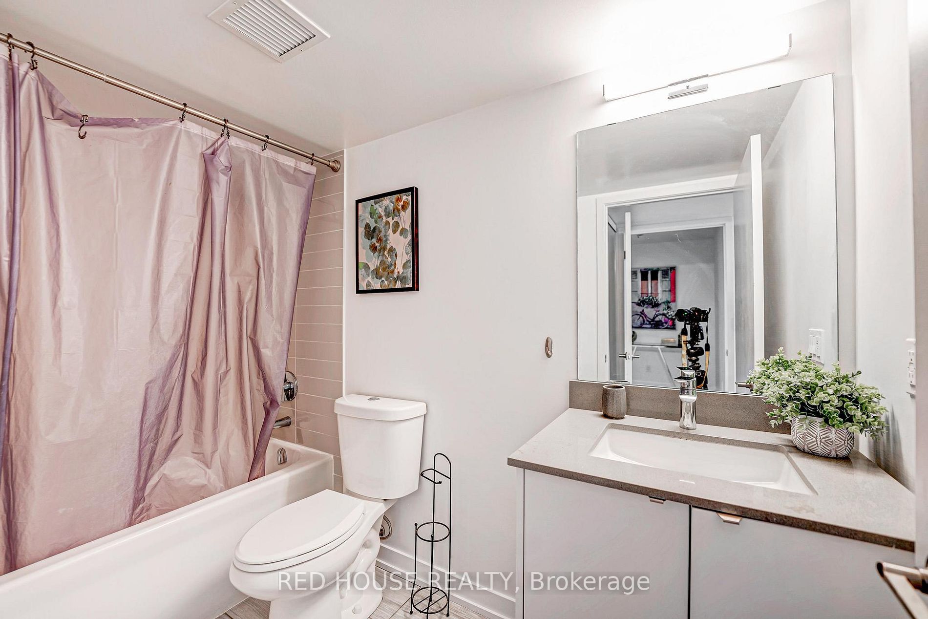 1135 Cooke Boulevard, #111
