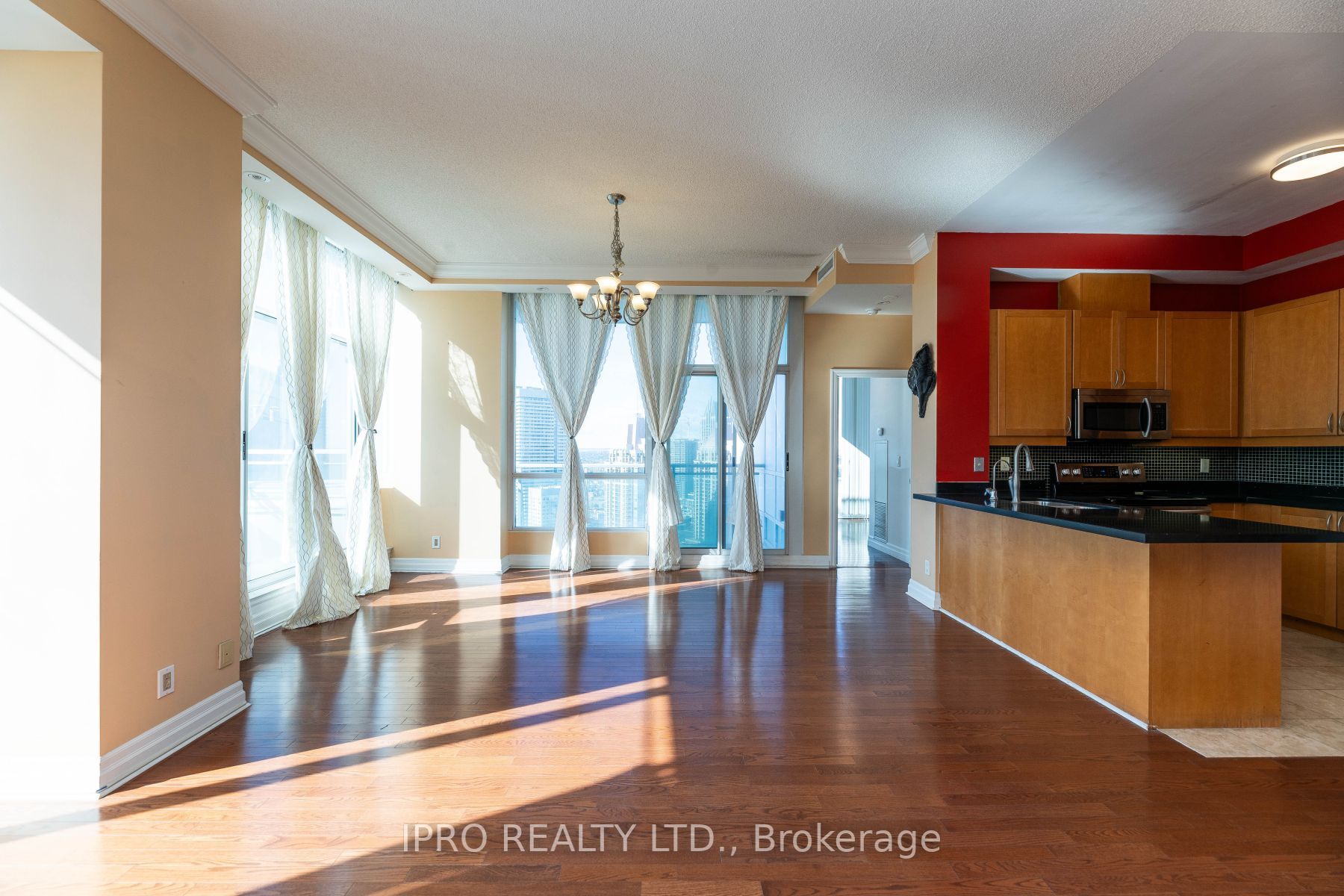 3939 Duke Of York Blvd, #3207