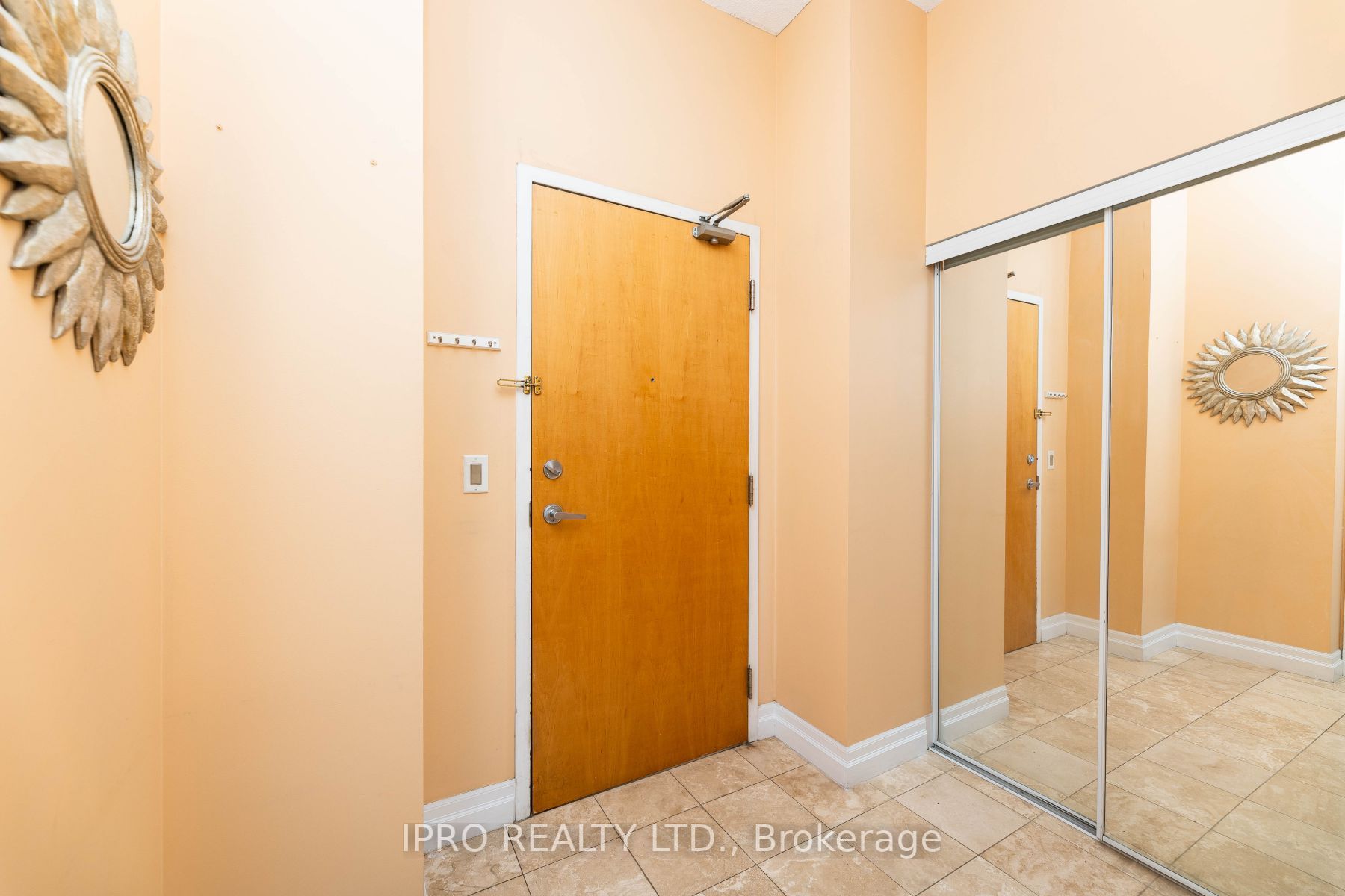 3939 Duke Of York Blvd, #3207
