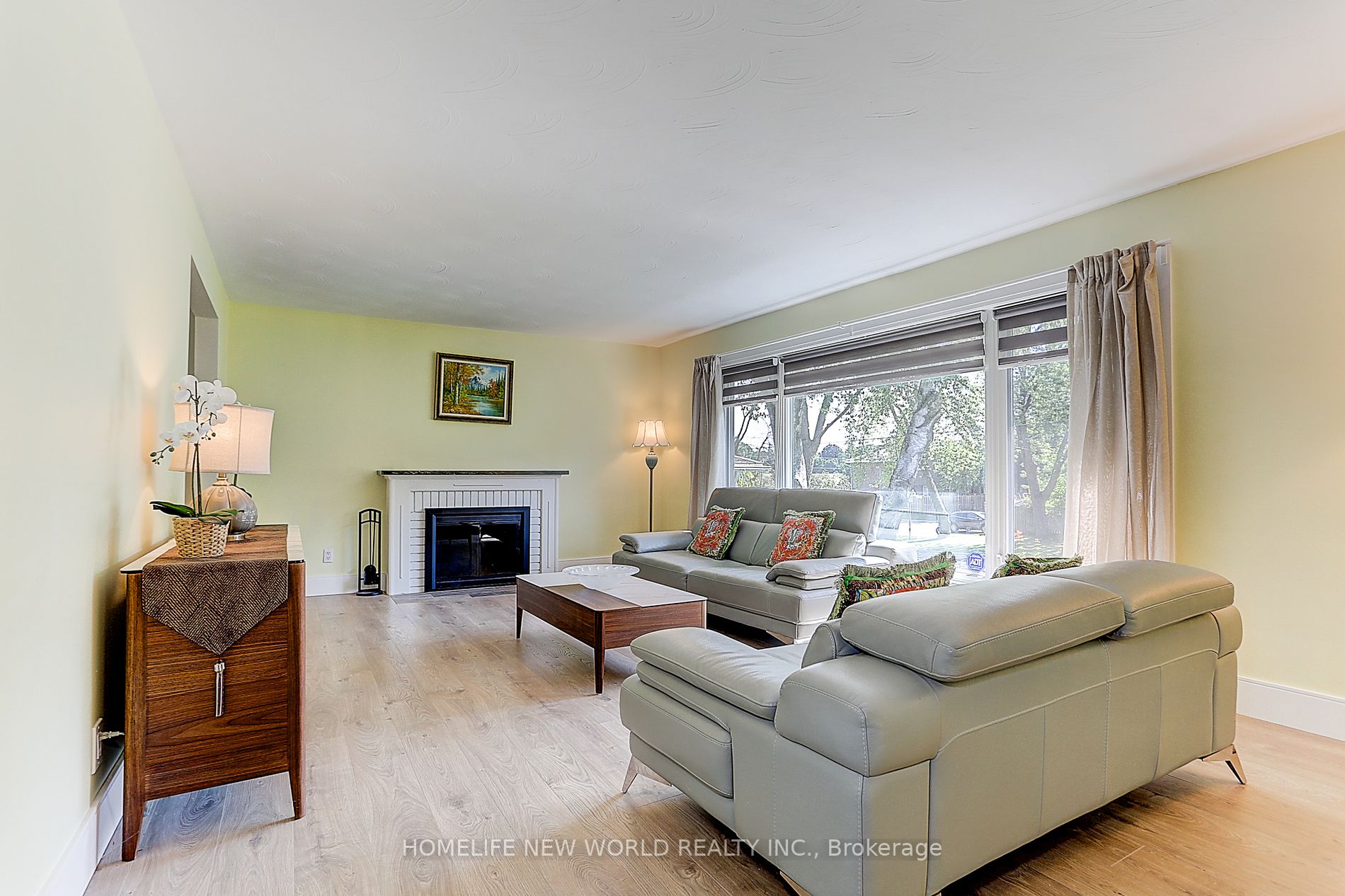 3287 Flanagan Cres