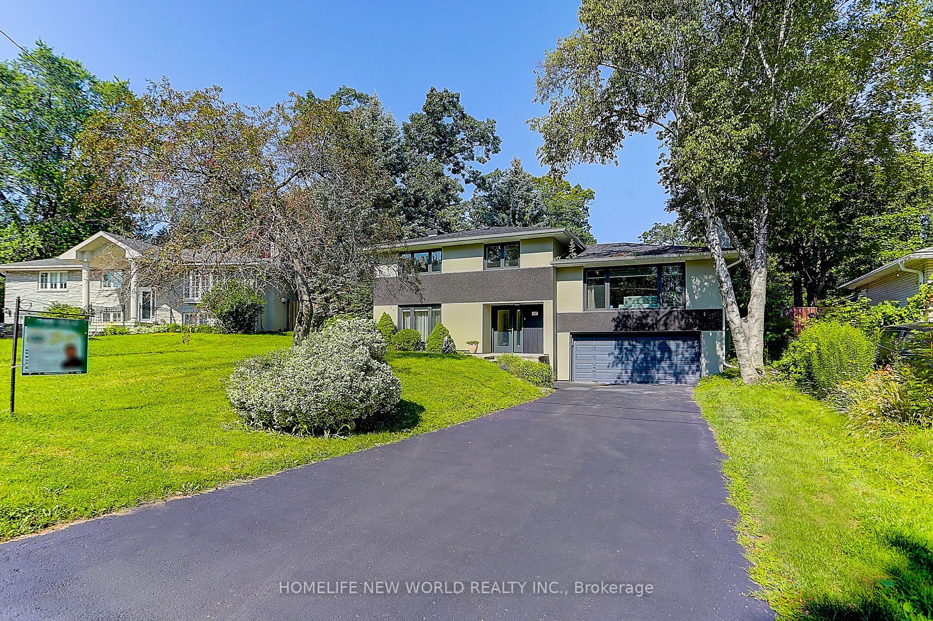 3287 Flanagan Cres