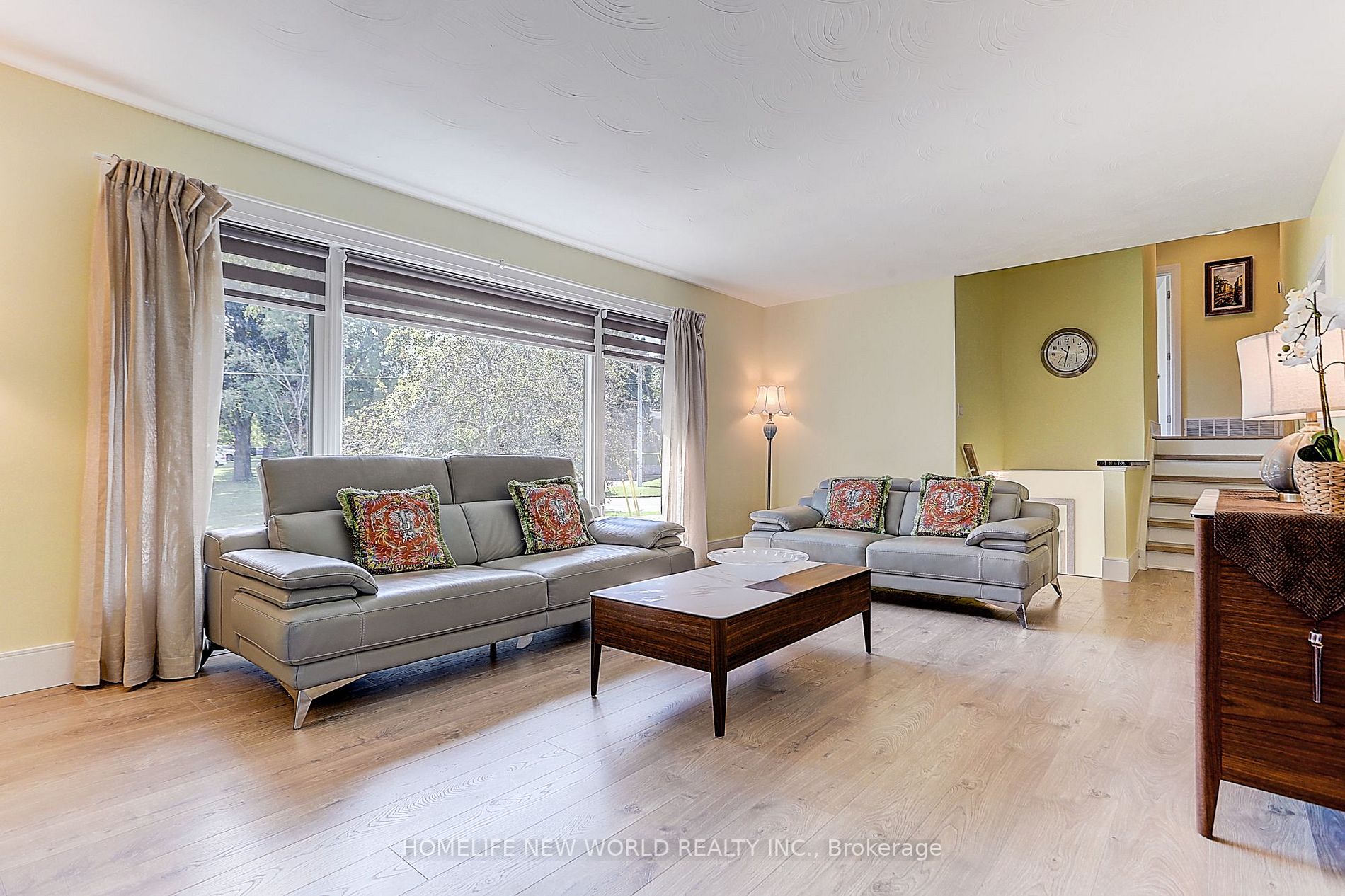 3287 Flanagan Cres