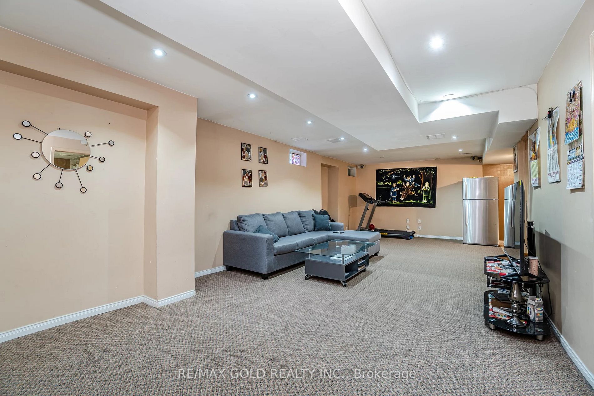 34 Alfredo Ave