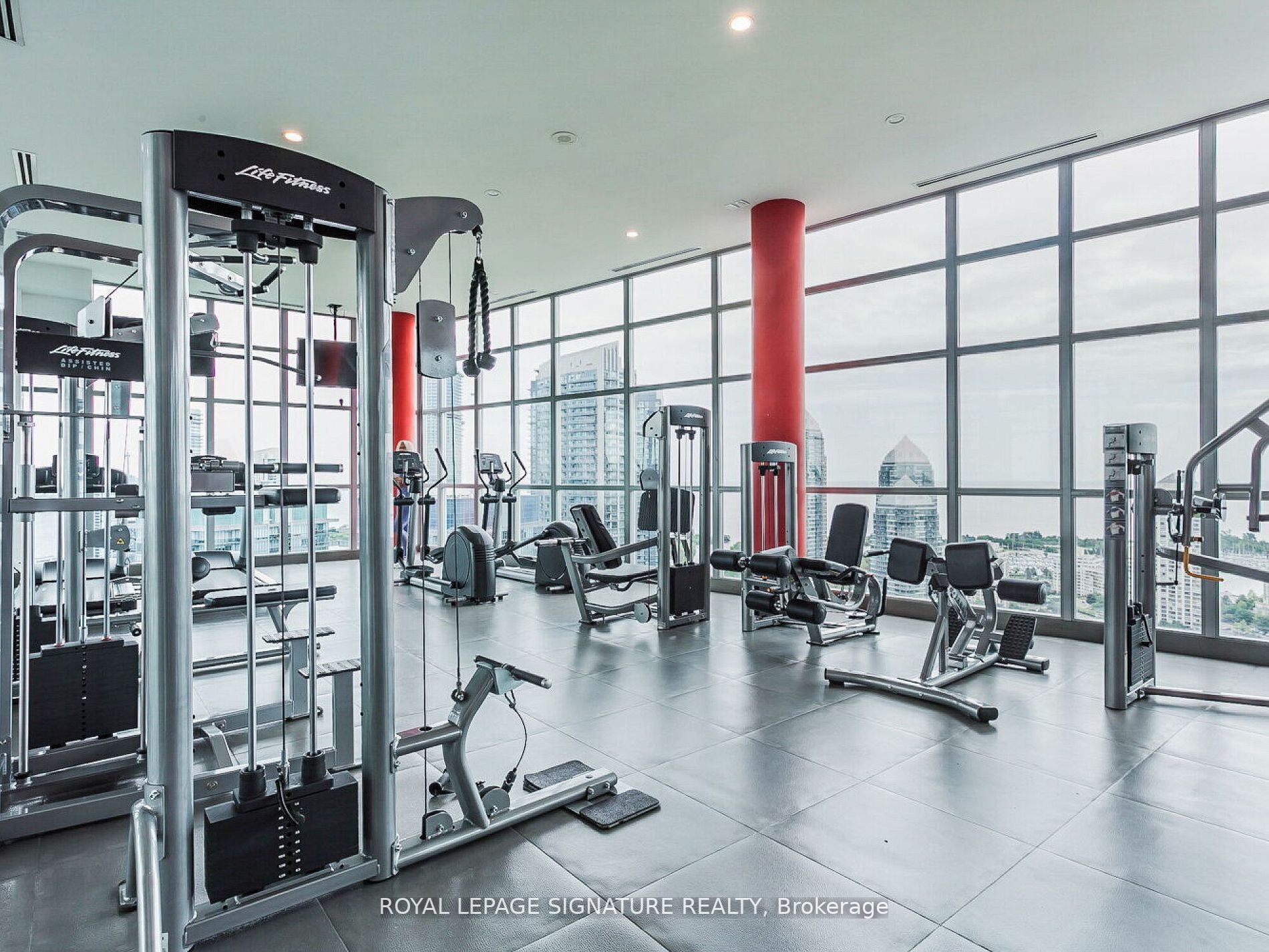 165 Legion Rd N, #624