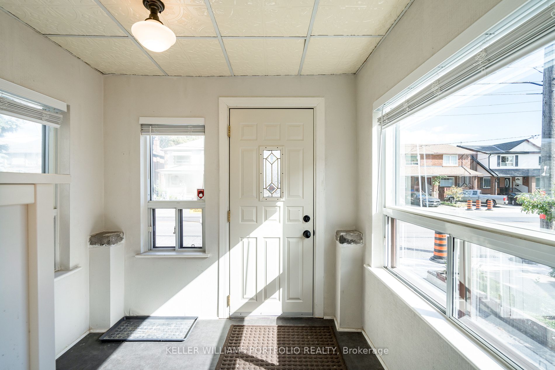 472 Jane St