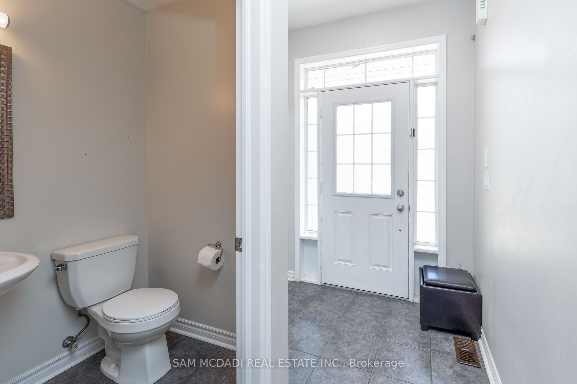 651 Farmstead Dr, #53