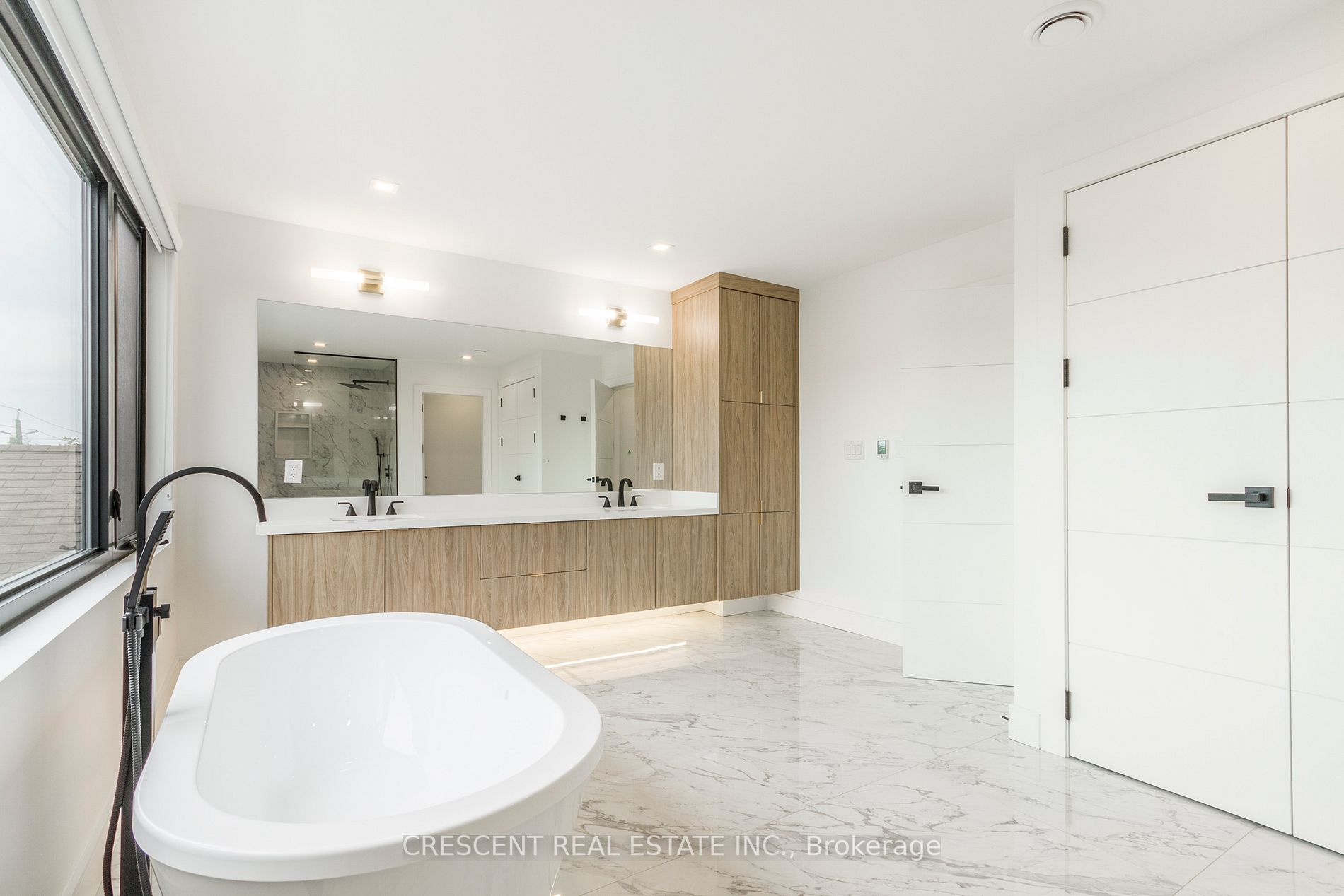 18B Thirtieth St