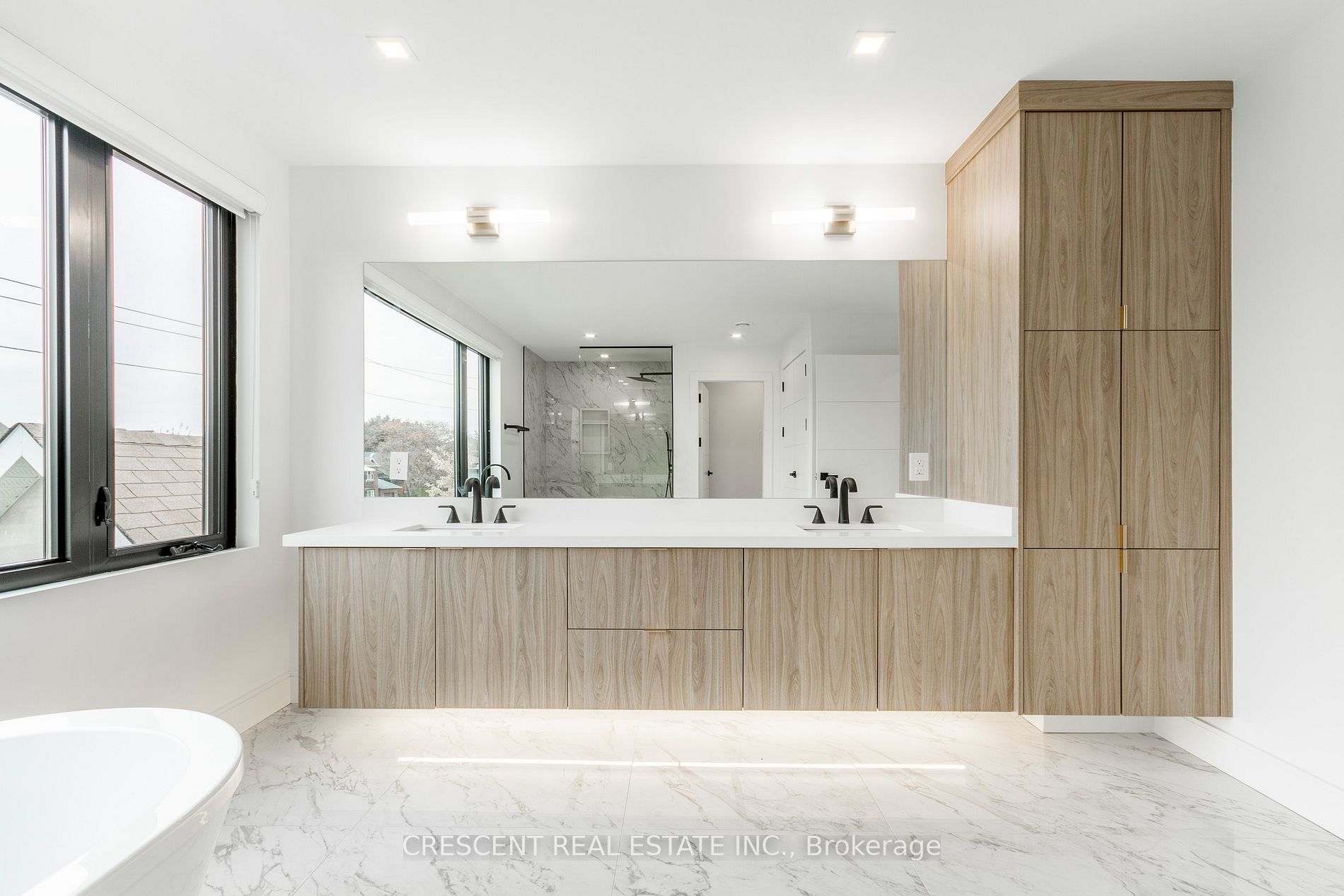 18B Thirtieth St