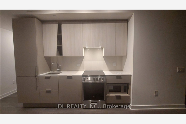3900 Confederation Pkwy, Mississauga