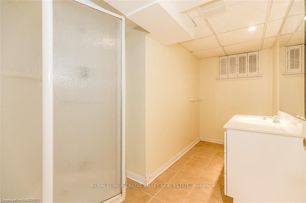 152 Cornwall Hts