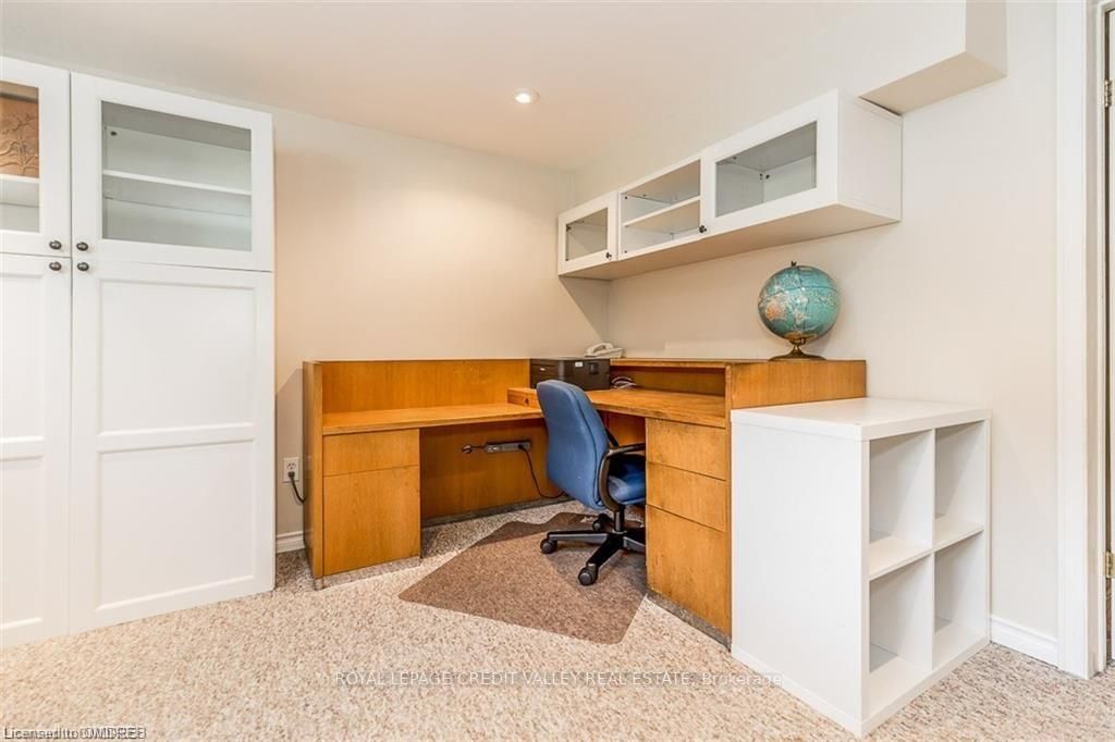 152 Cornwall Hts