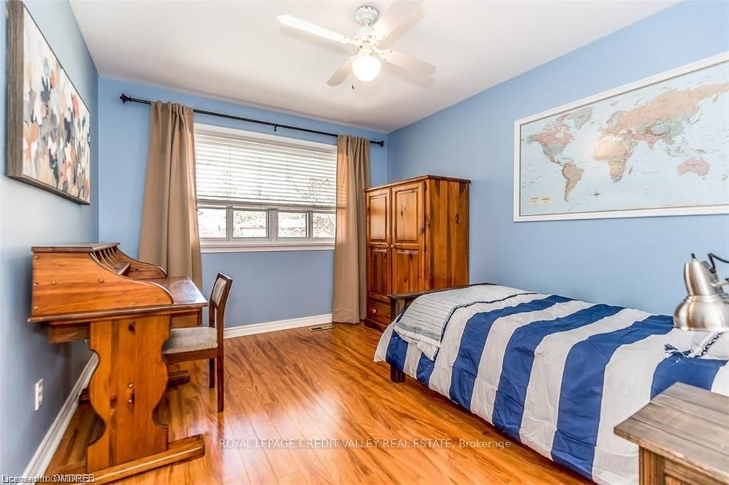 152 Cornwall Hts