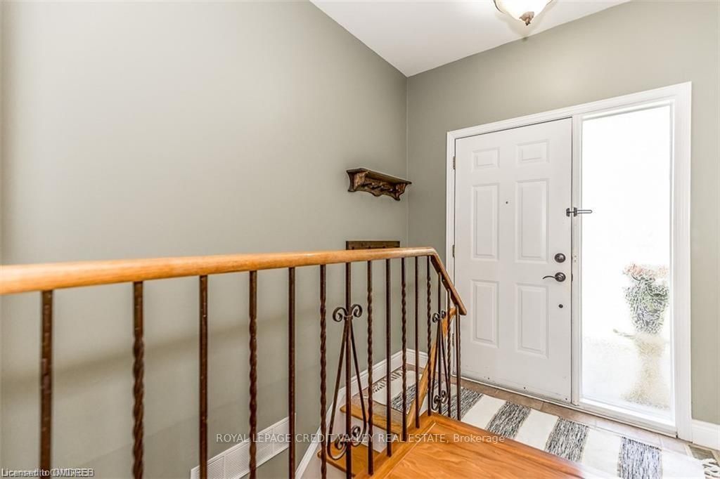 152 Cornwall Hts