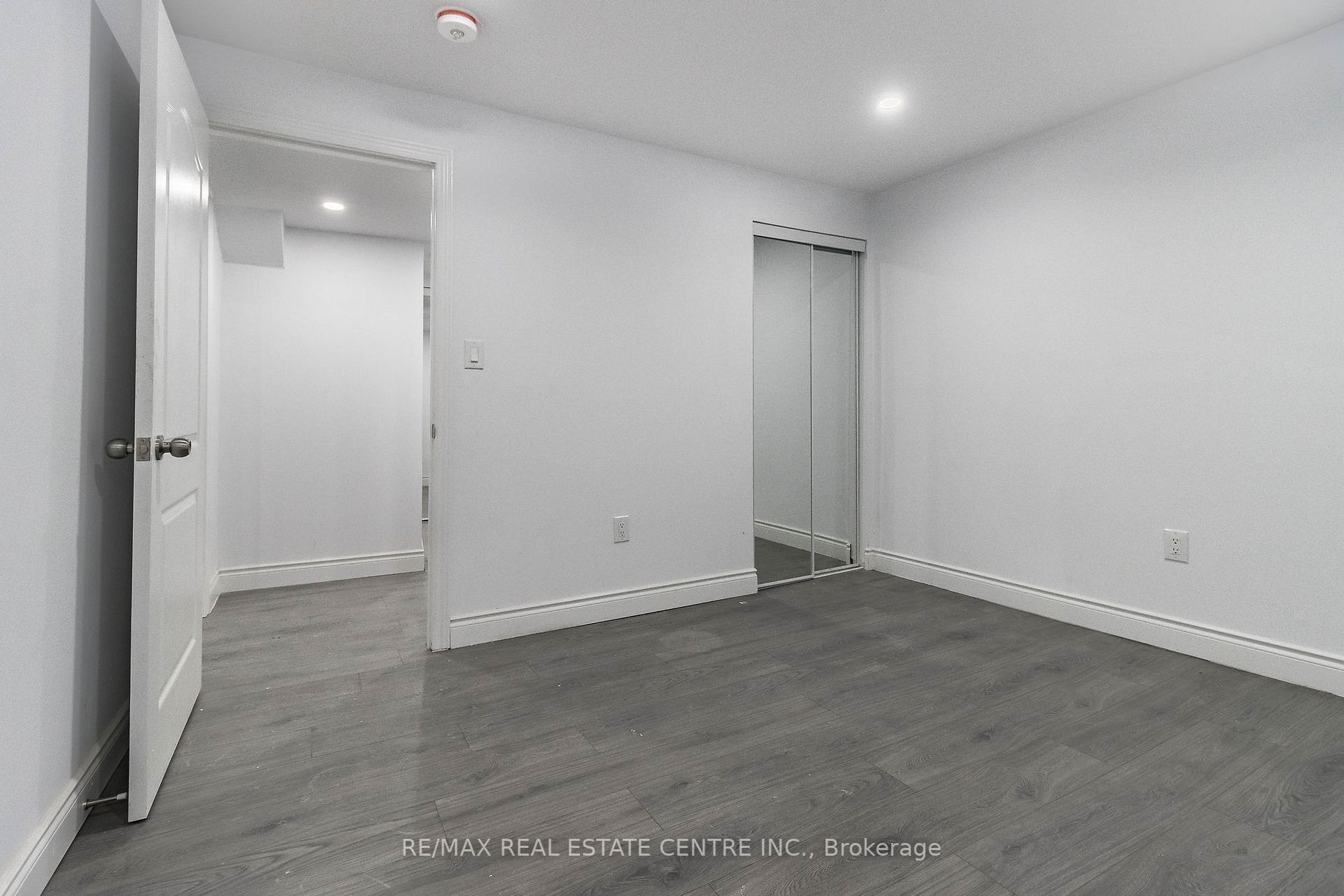 72 Circus Cres