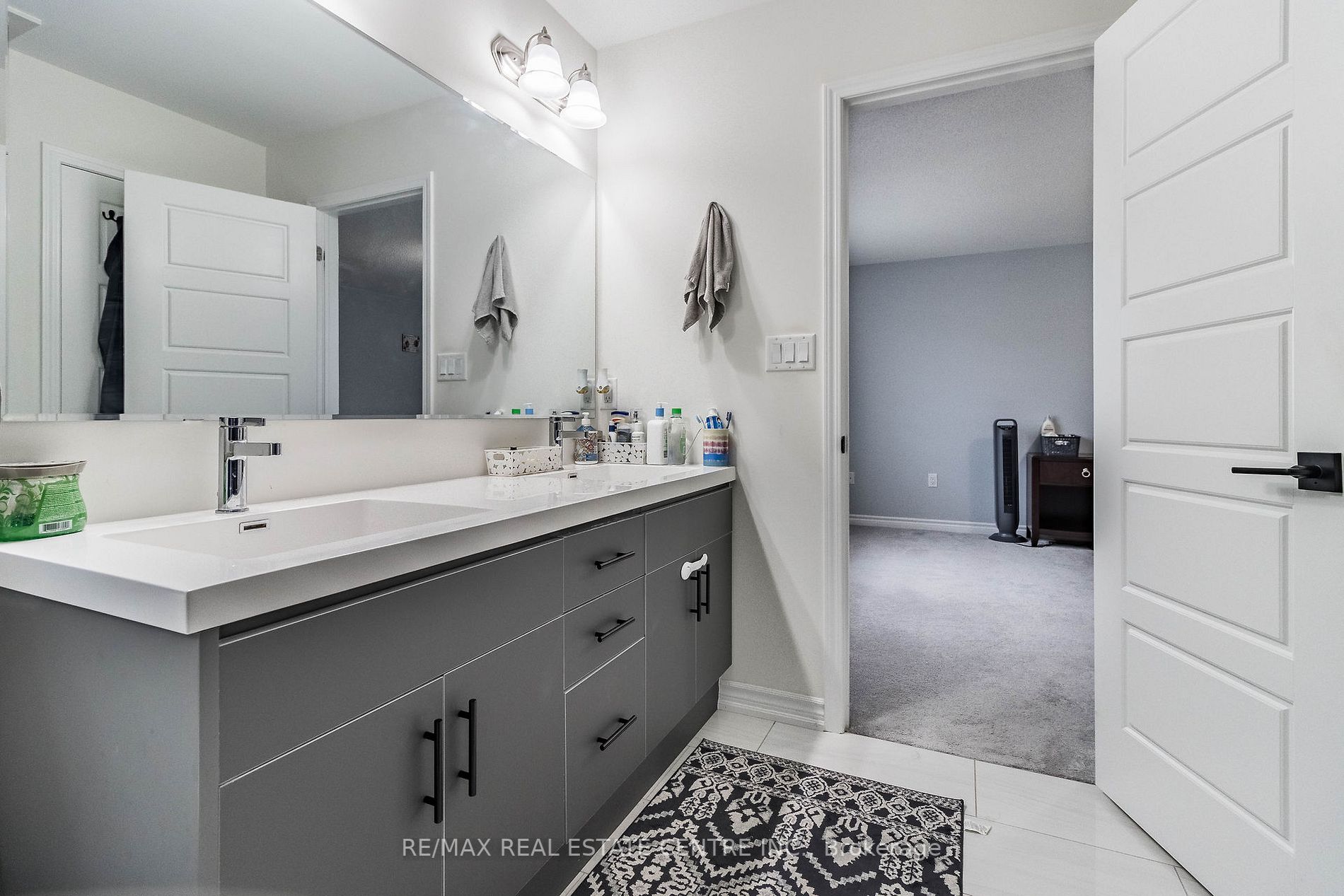 72 Circus Cres