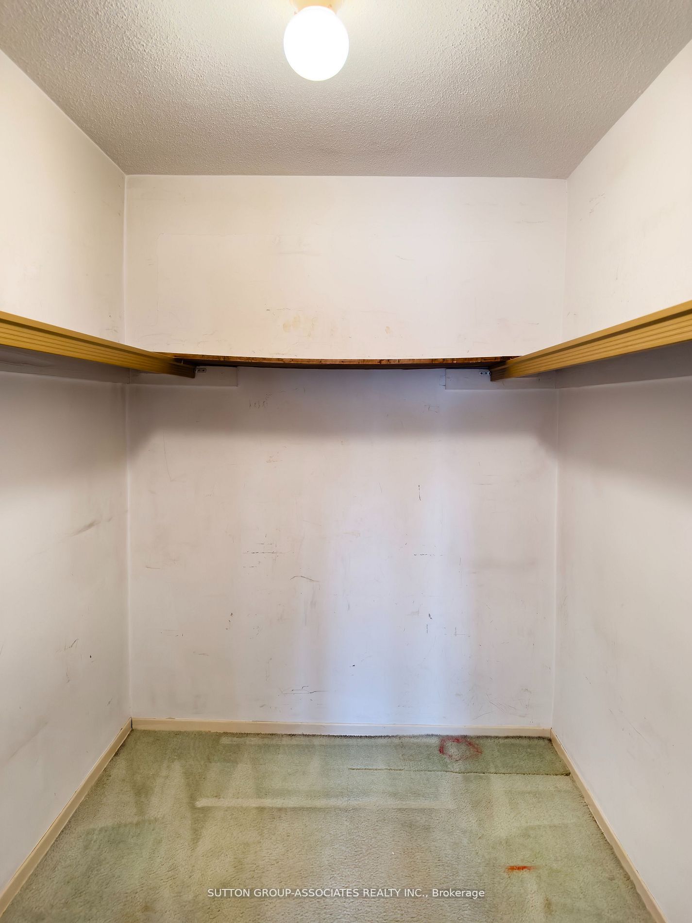 155 Marlee Ave, #1606