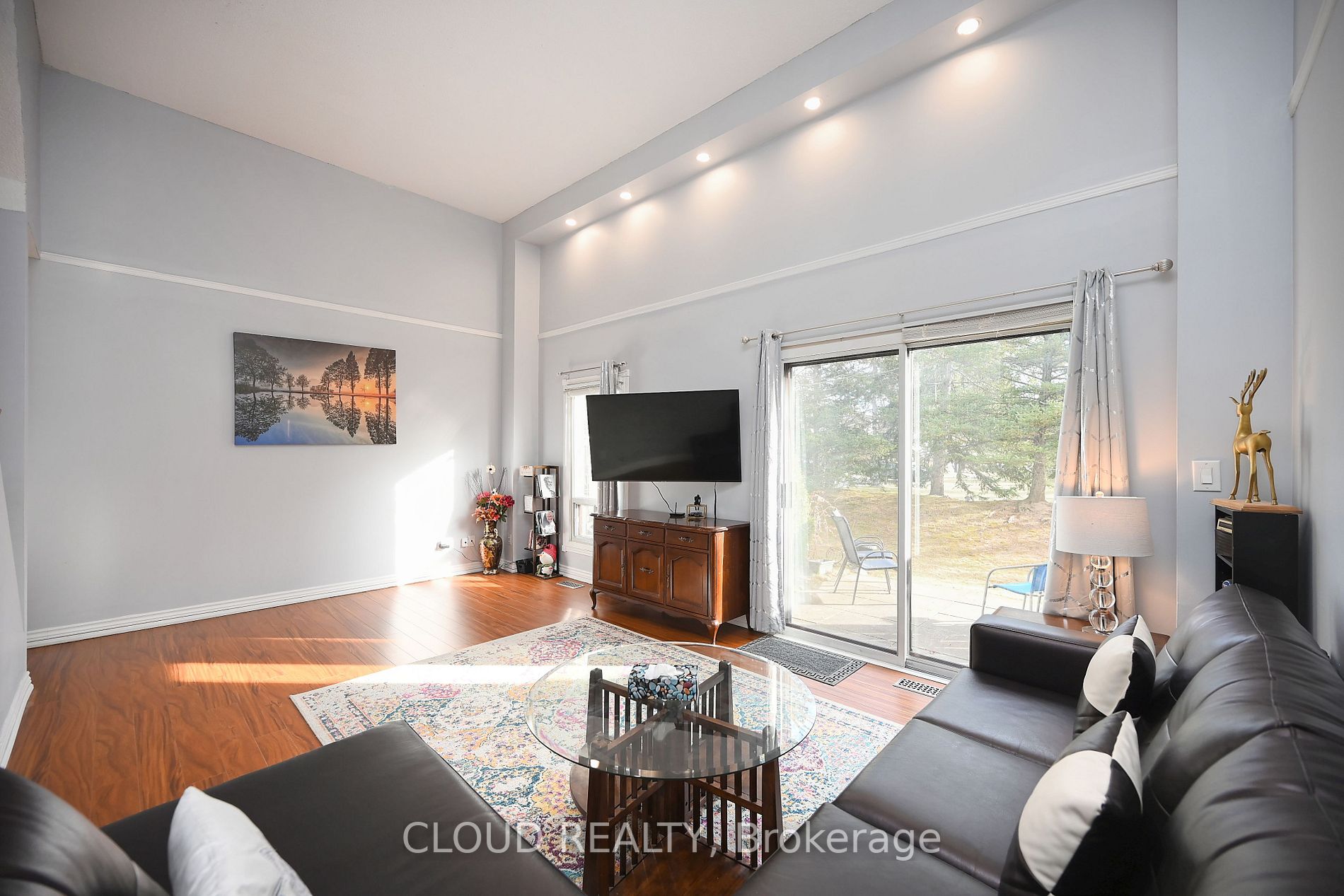 6040 Montevideo Rd, #20