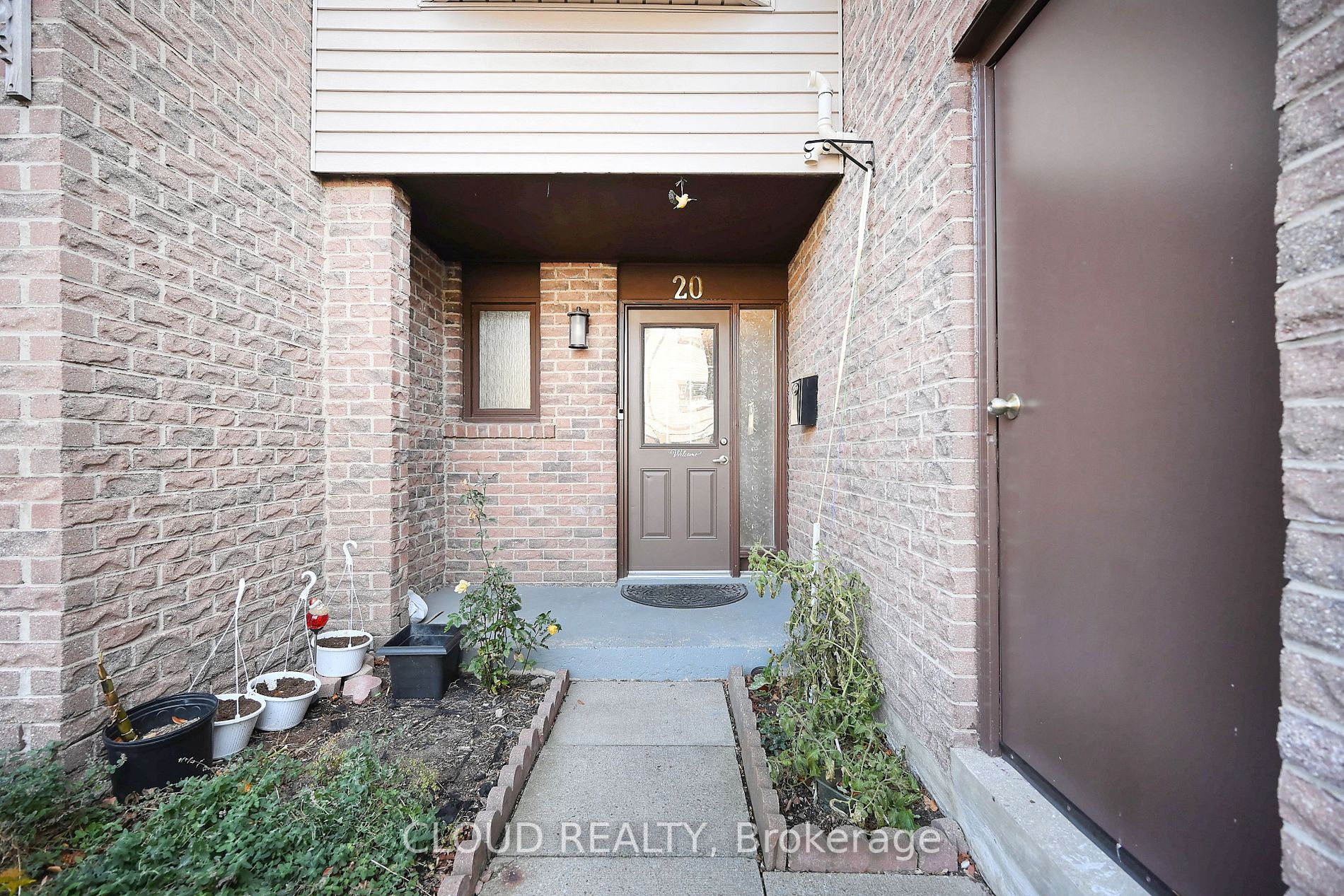 6040 Montevideo Rd, #20
