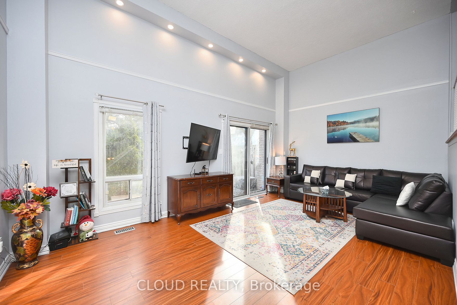 6040 Montevideo Rd, #20
