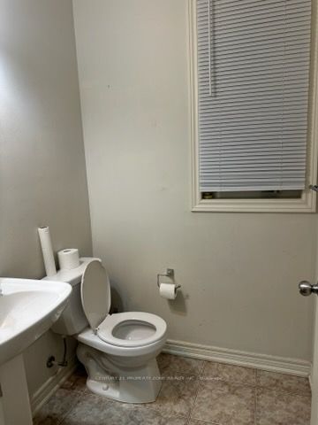 30 Pennycross Cres, #Upper