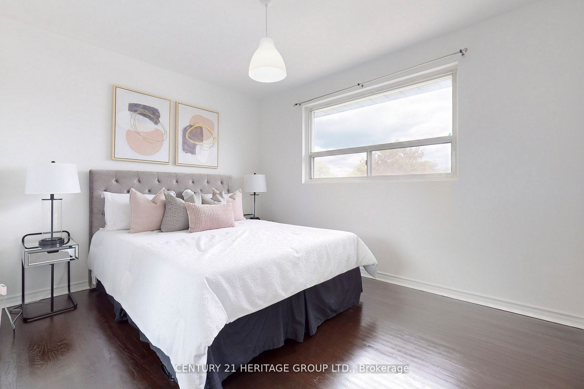 22 Azalea Crt